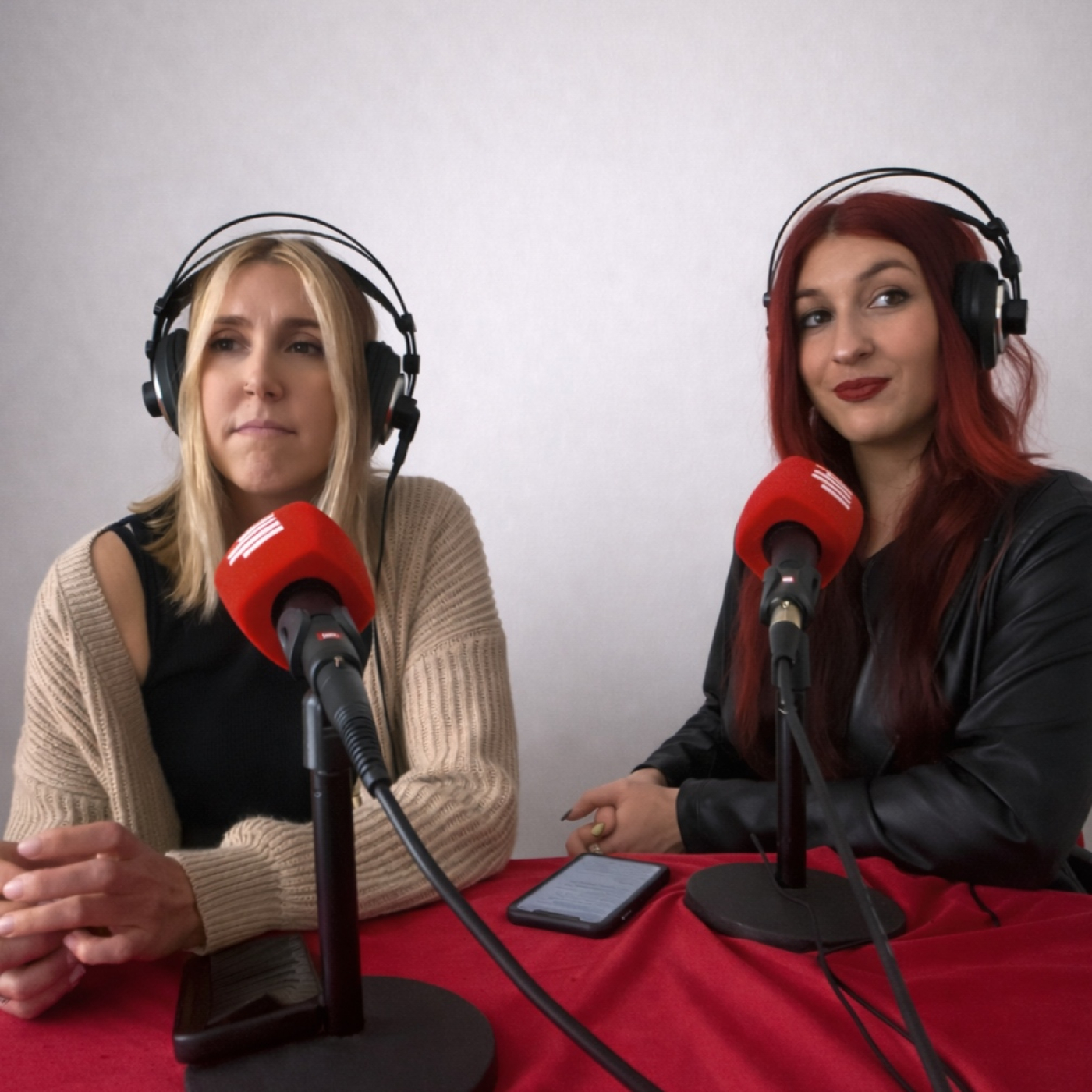 Entrevista al club de lectura 'Bravas y Bravísimas' episode artwork