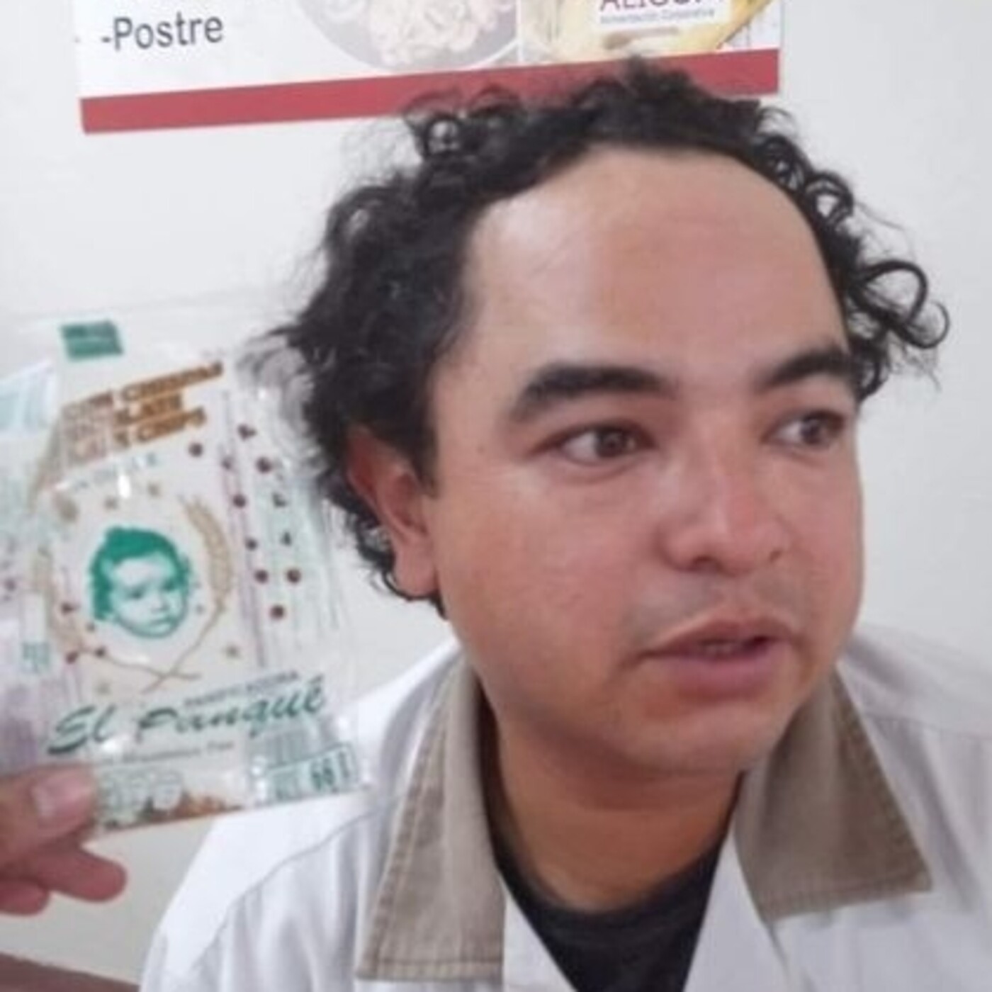 Contra el Mundo Comerciales - 01 Panque