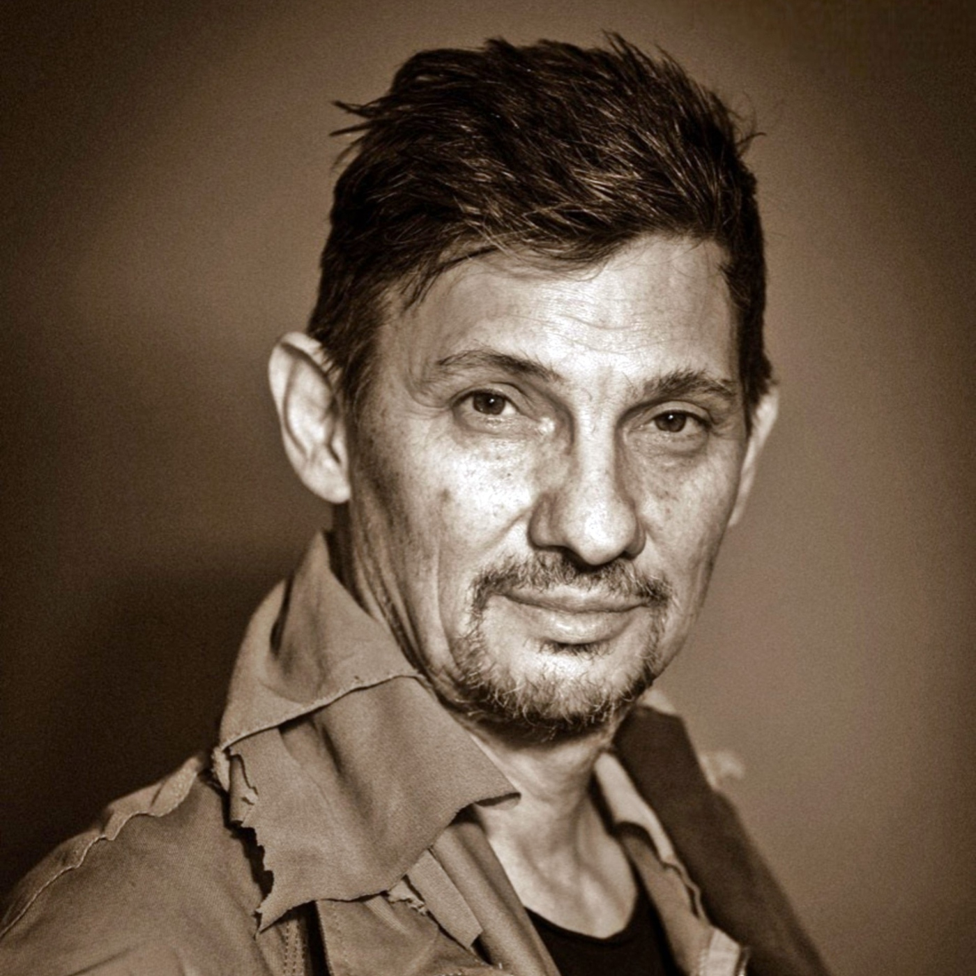 Claudio Garófalo (Actor, Director y Docente Argentino) Hora 15 @Hora15ECO episode artwork