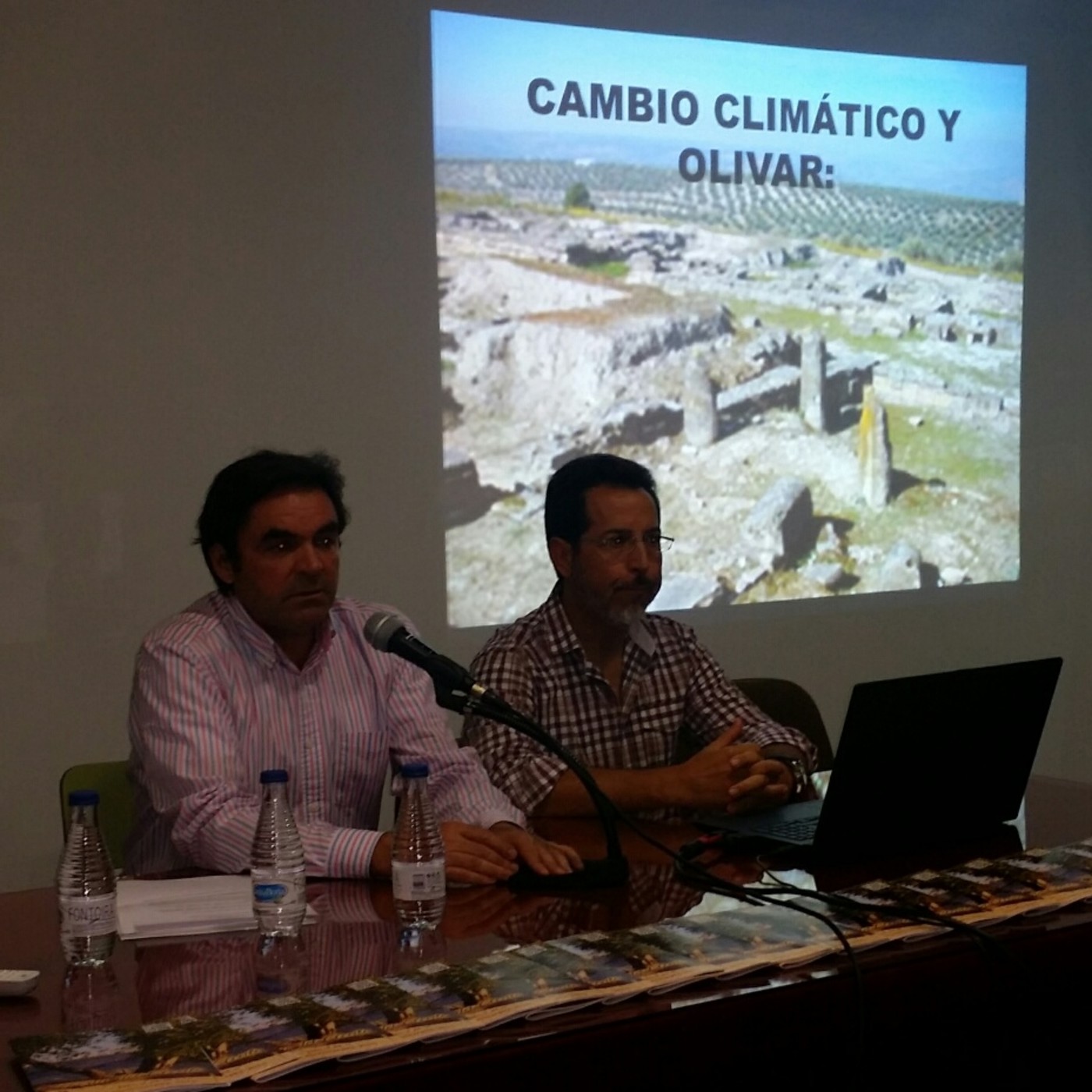 Comienza en Porcuna el ciclo de conferencias dentro de la Feria de Aceite episode artwork