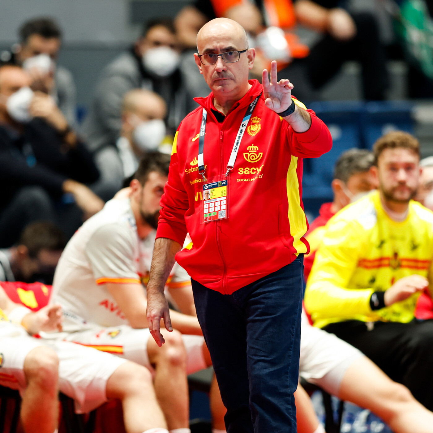 Entrevista con Jordi Ribera, entrenador de los Hispanos, en A LA MADERA