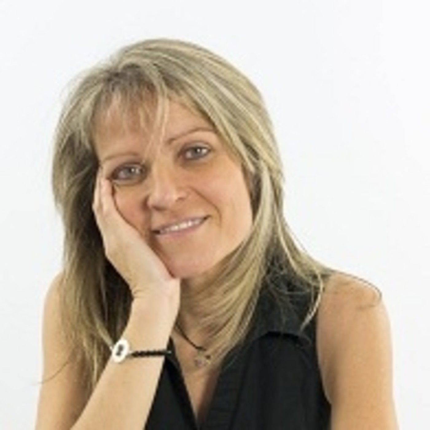MAS ALLA DE LA TIERRA RADIO LA MARINA FM