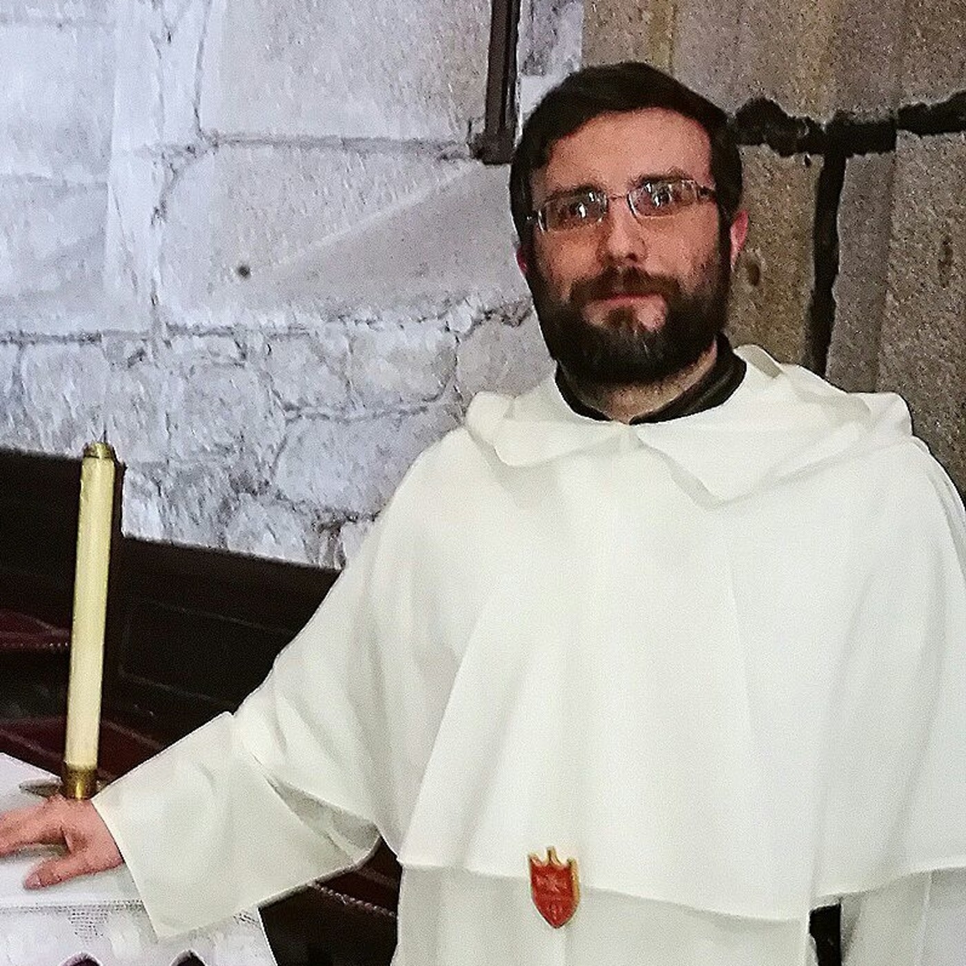 Fr. José Anido: 'Las hermandades están siempre abiertas a la ayuda de los demás' episode artwork