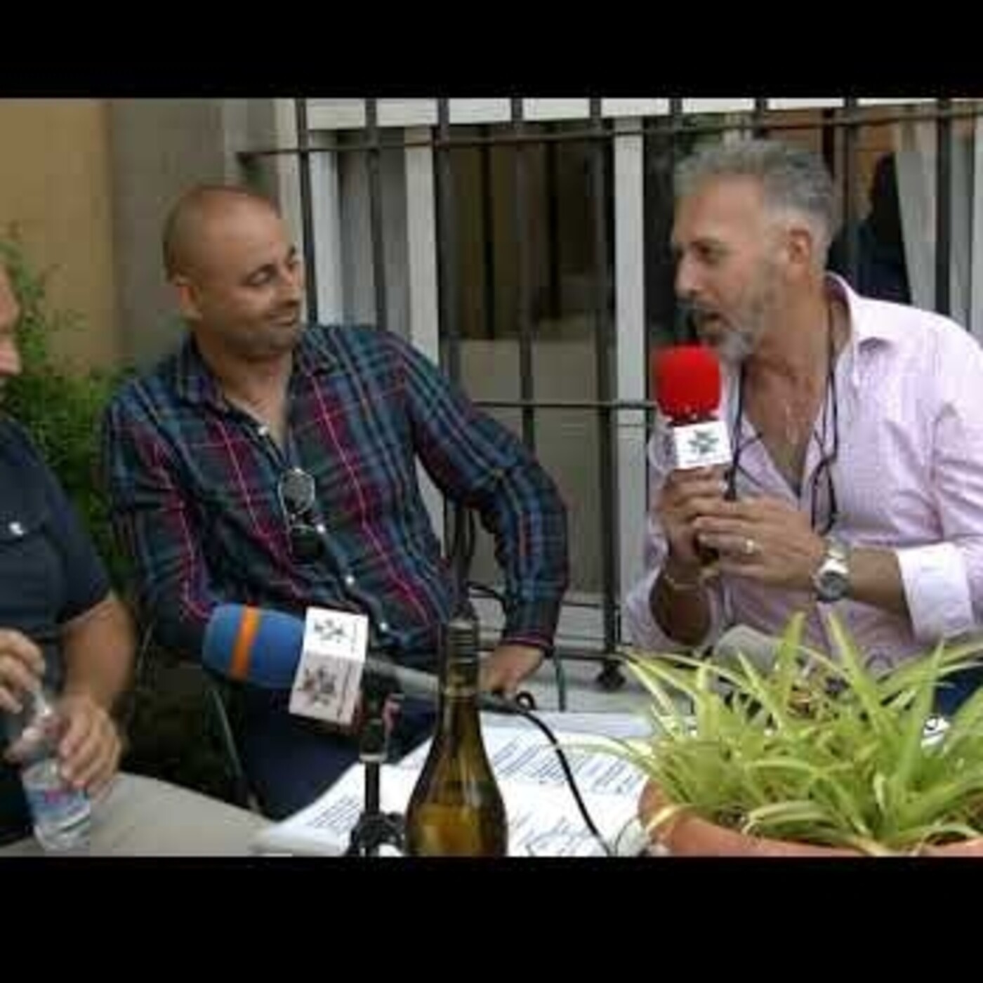 CANTANTES ENTREVISTAS