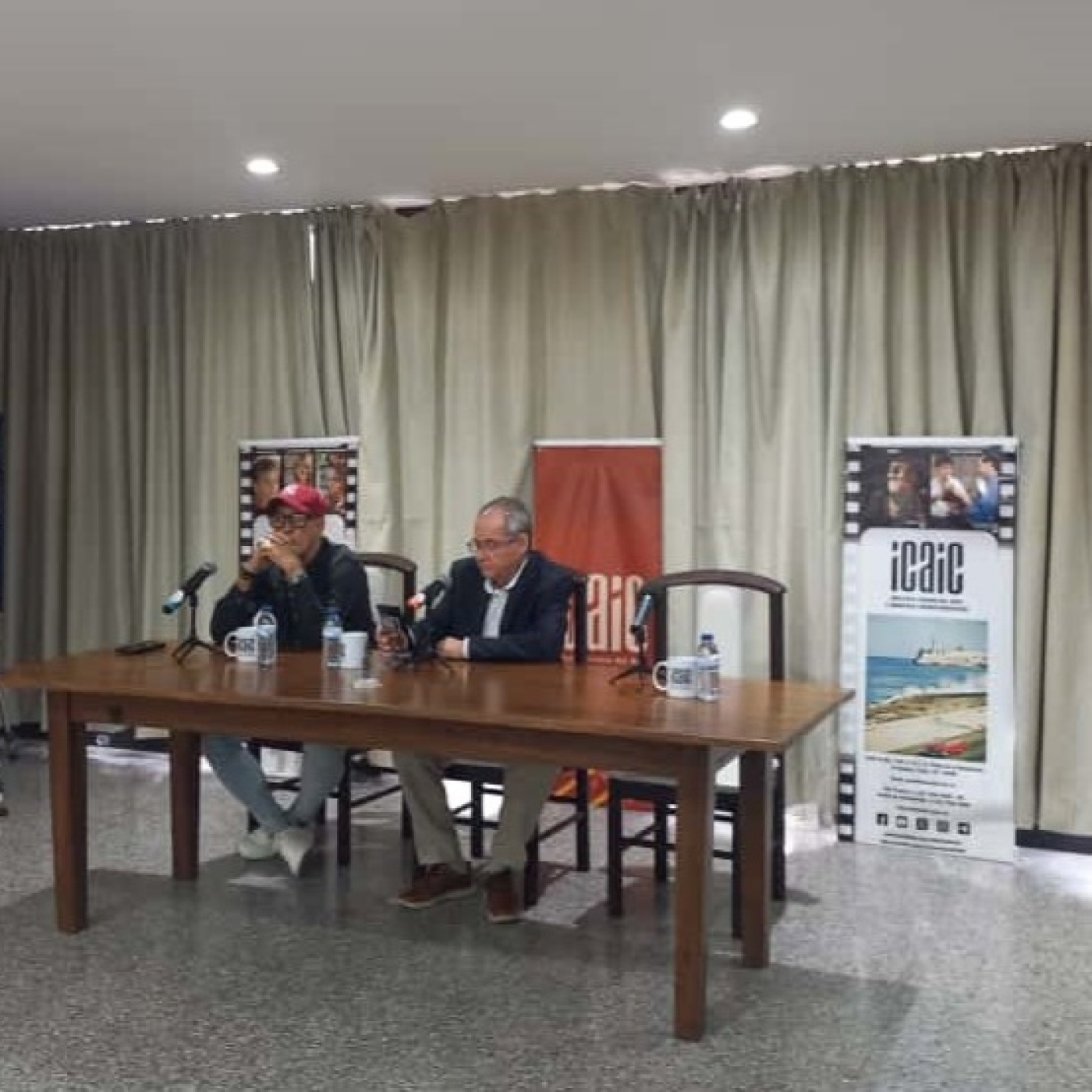 Convoca el ICAIC a la Primera Muestra y Concurso de Cine Nacional Convoca el ICAIC a la Primera Muestra y Concurso de Cine Nacional