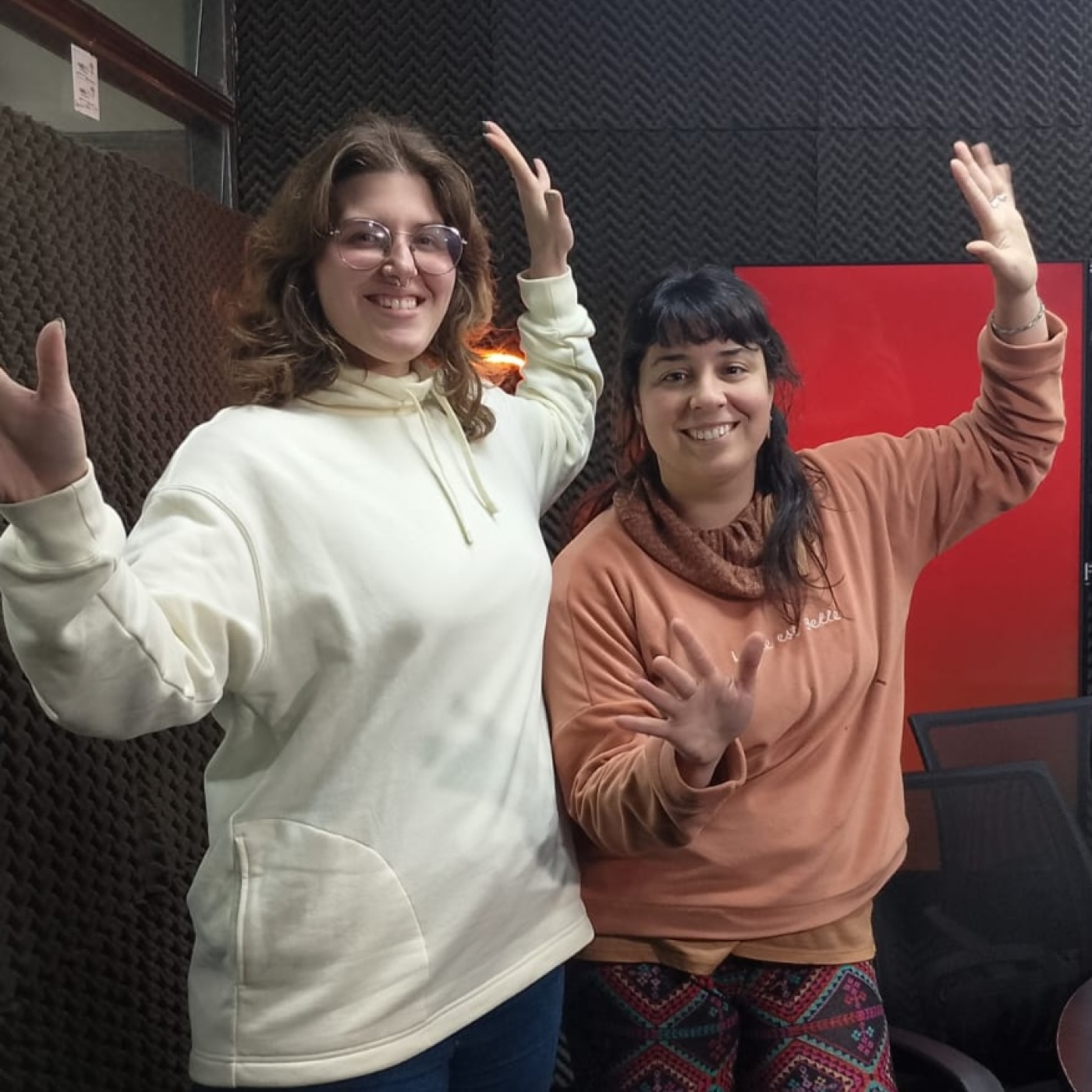 En Avenidas / Florencia Torregiani y Florencia Desiderio / Presentación de Arrebatando Lágrimas episode artwork