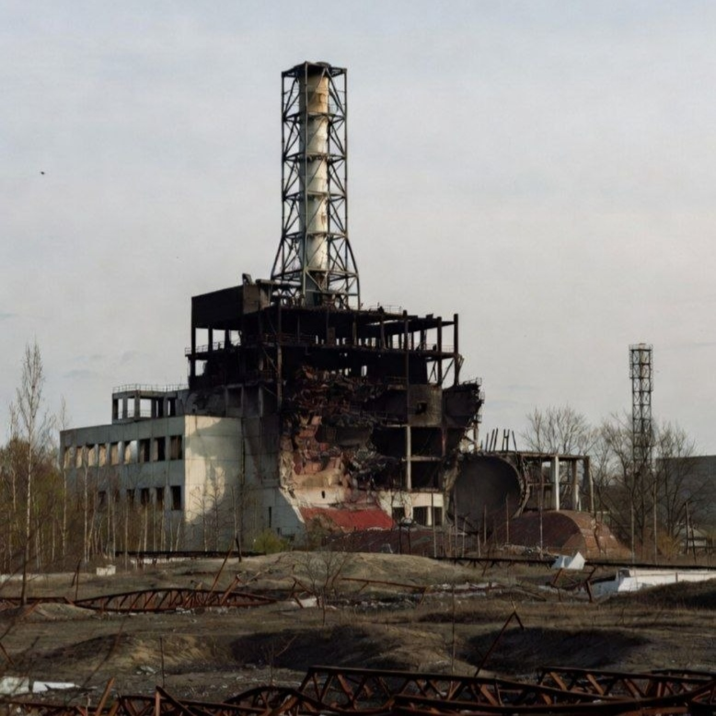 40 años del desastre en la central nuclear en honor a Lenin(Chernobyl) episode artwork