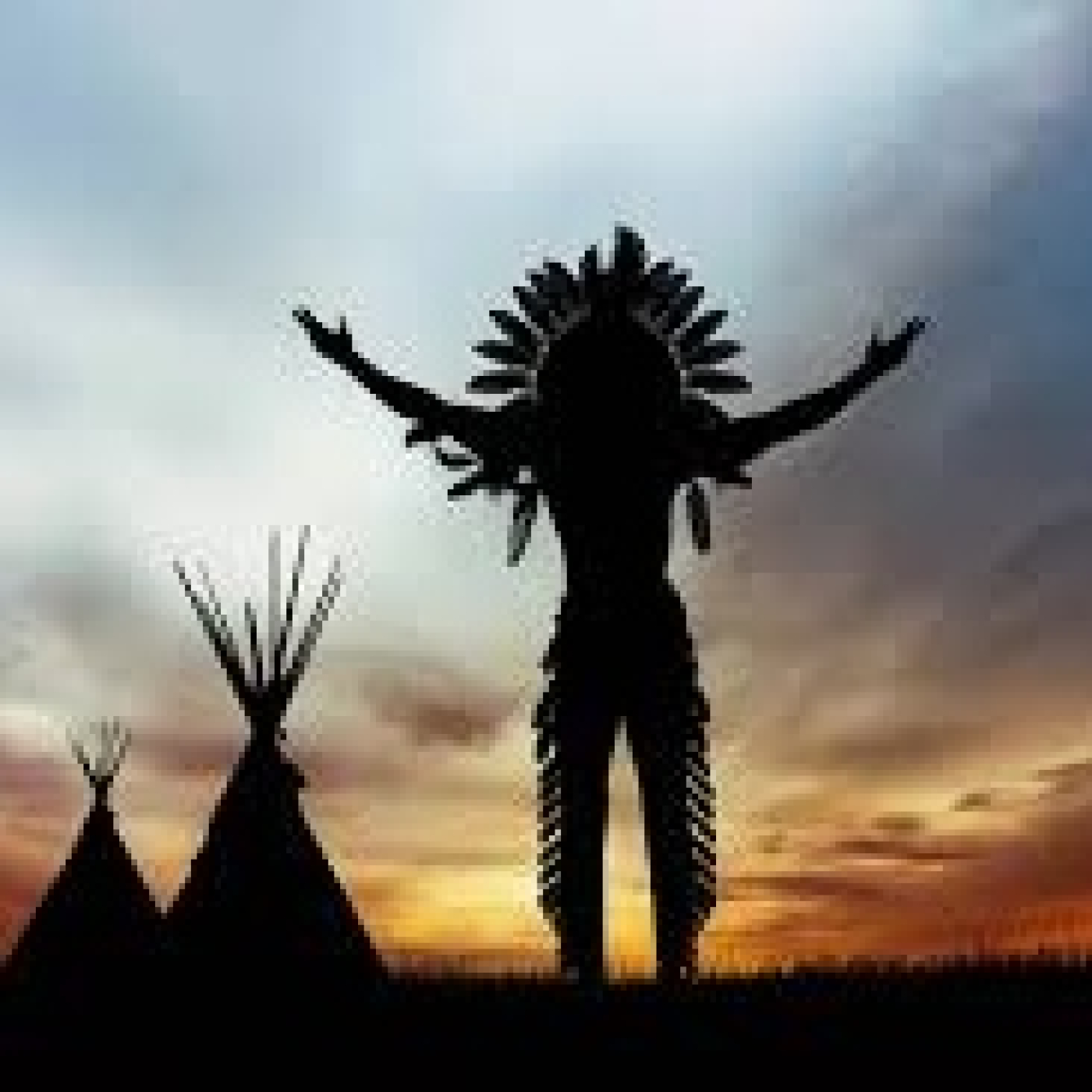 JULIO EL INDIO, LA TRIBU