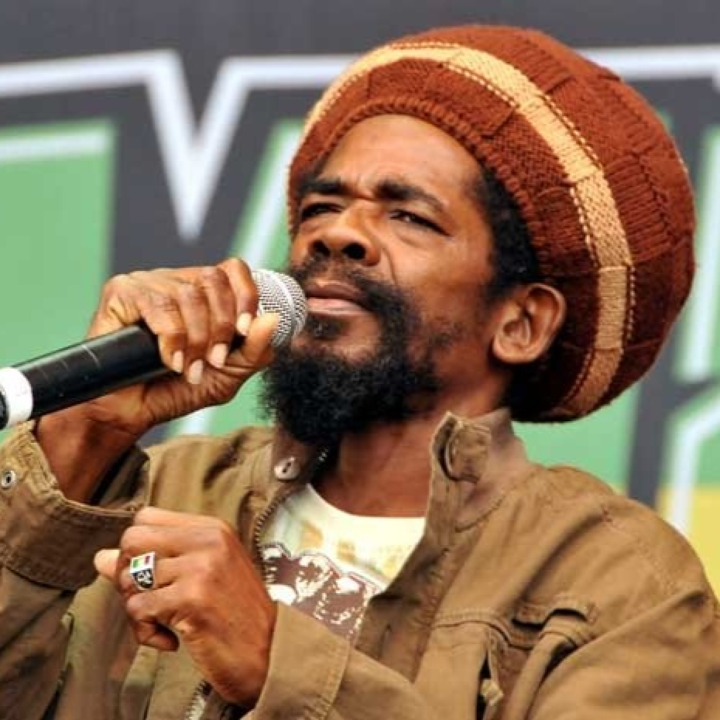 Dread Al Control Reggae Radio Show 11-03-2025