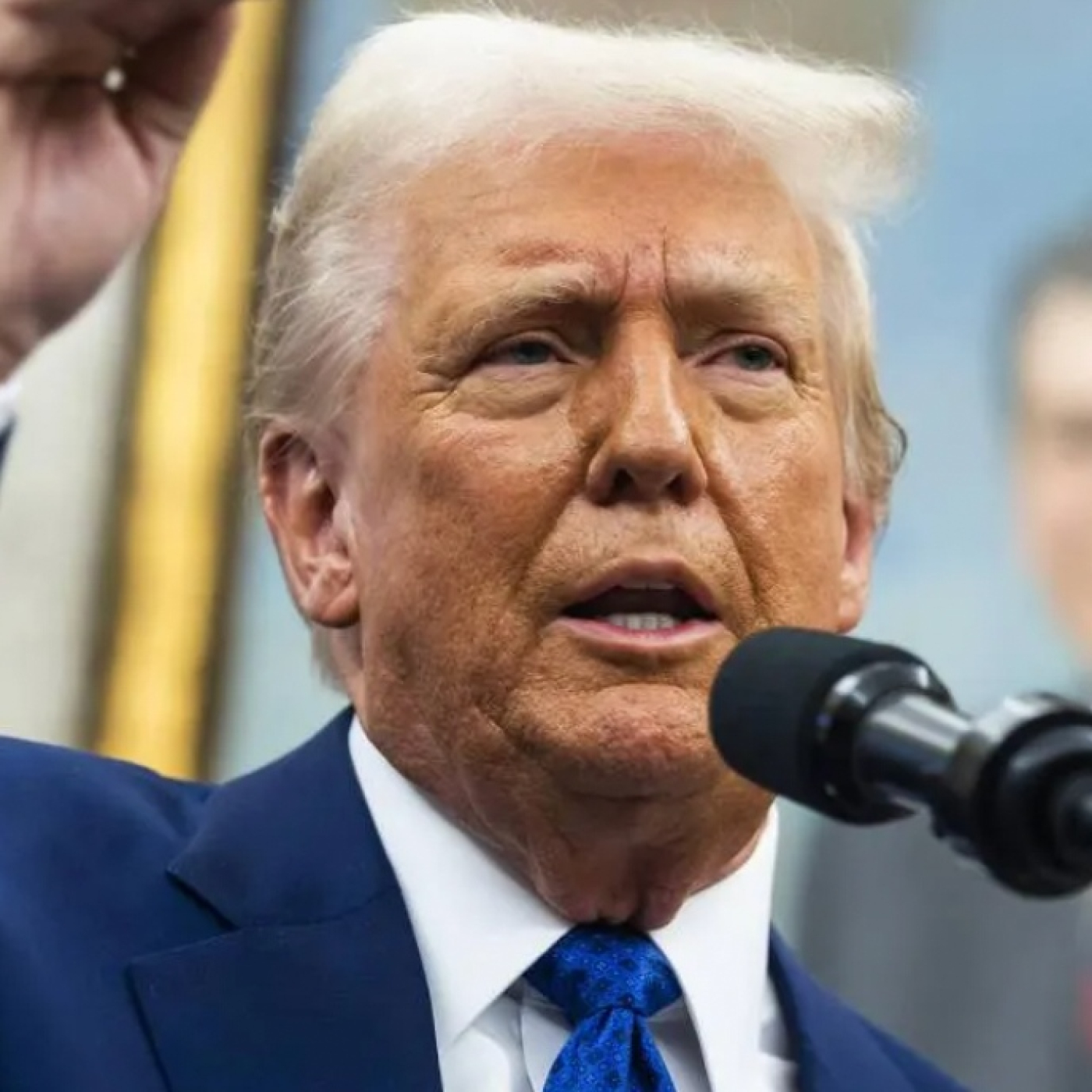 Sin pánico: la reacción de las bolsas europeas a la nueva amenaza de Trump episode artwork