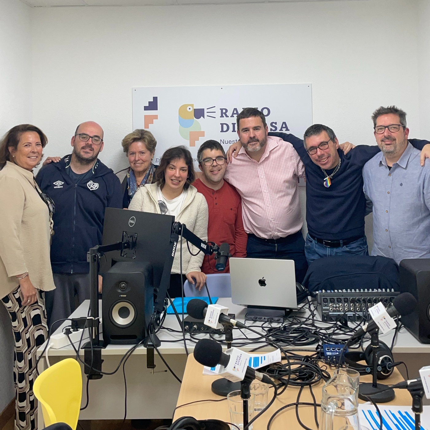 RADIO DIVERSA
