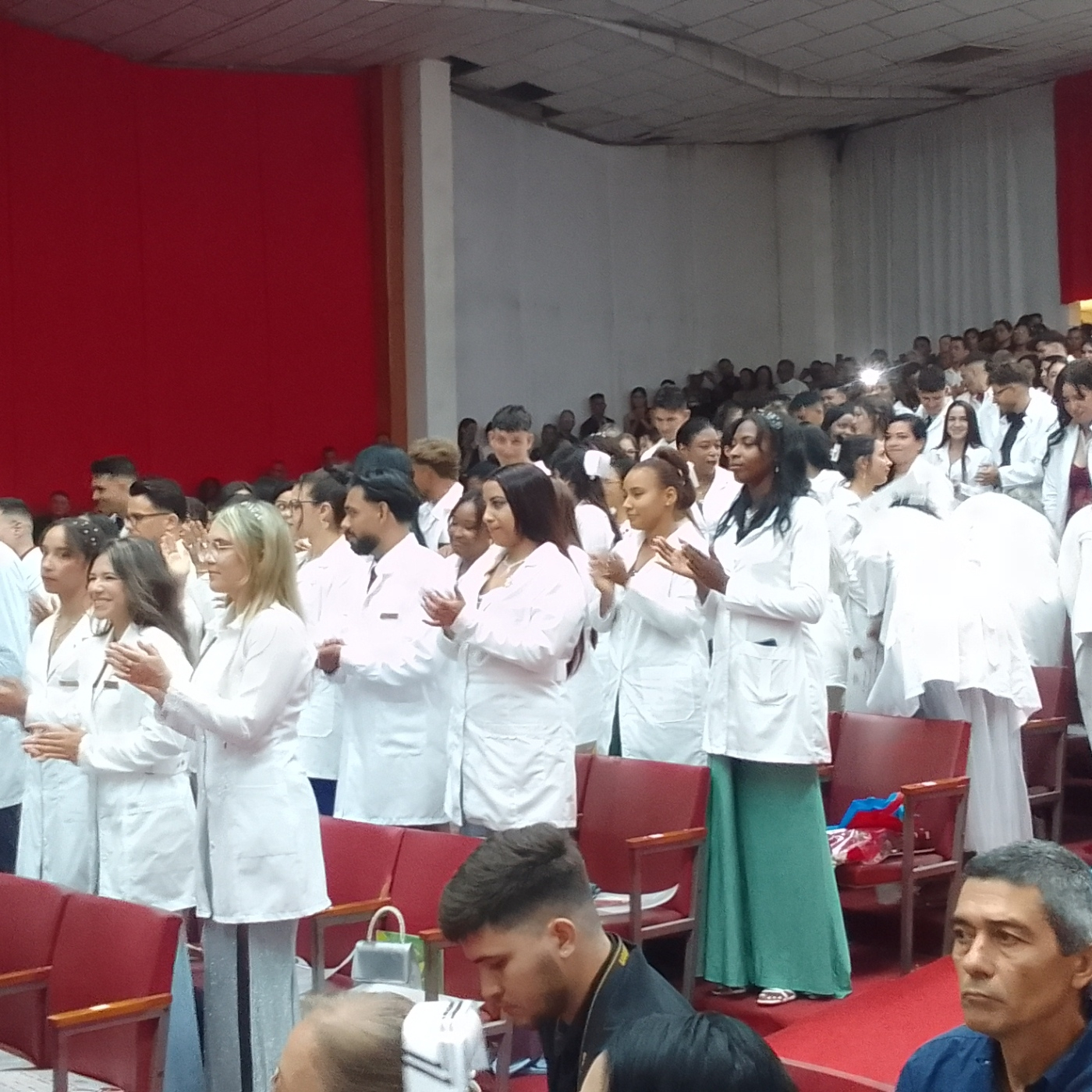 Universidad tunera entregó otros 600 médicos para Cuba y para el mundo episode artwork