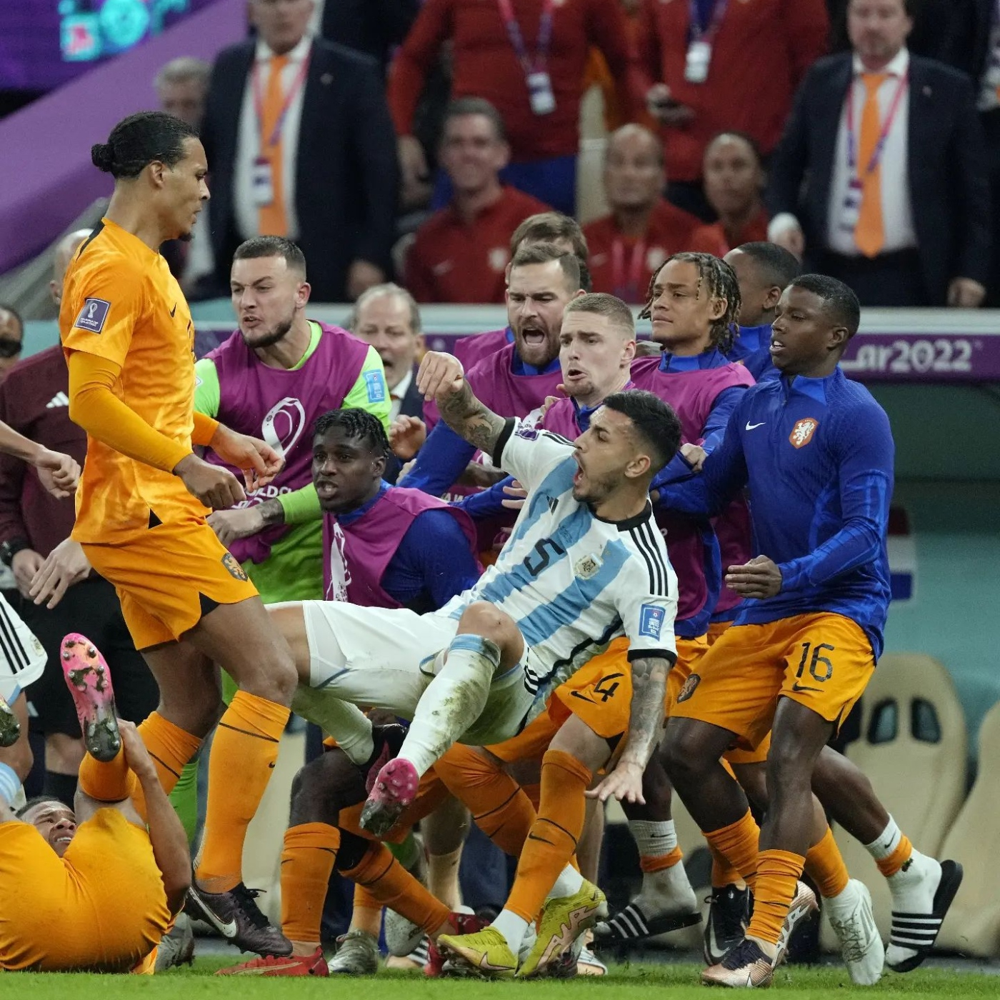 "Veo hambre de gloria: Dan la vida por salir campeones del mundo con Messi" dice Gustavo Ortiz, fotógrafo de Mundiales