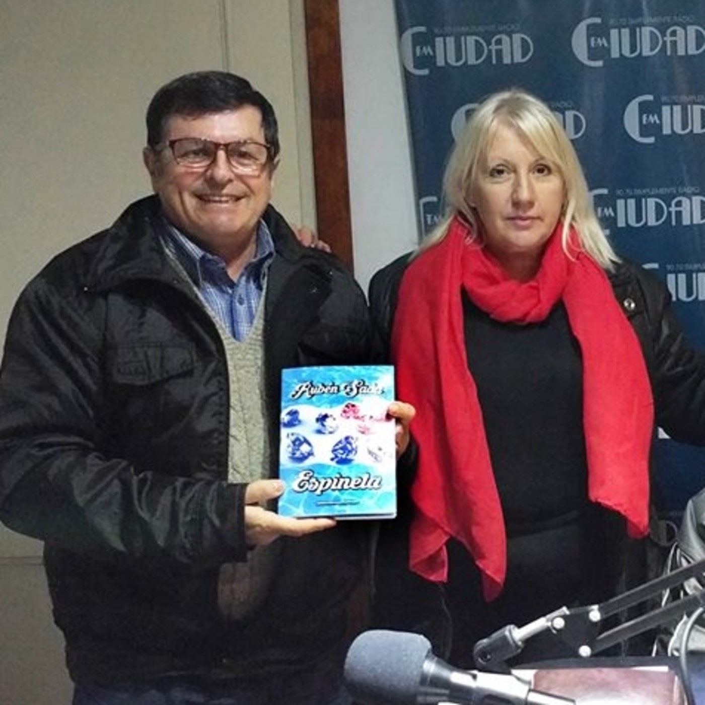 Reportajes en radio