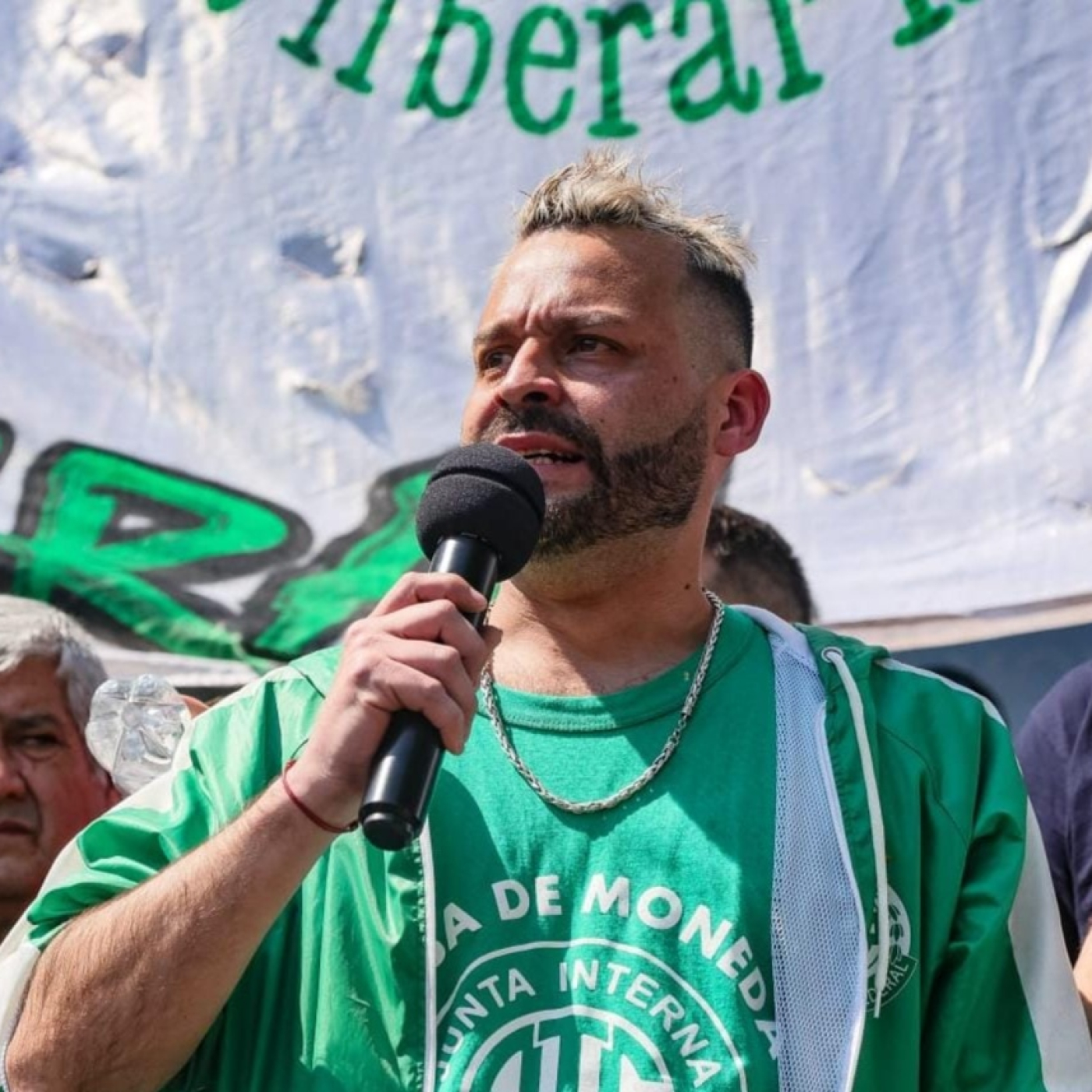 Estudio 2 - FM 105.9