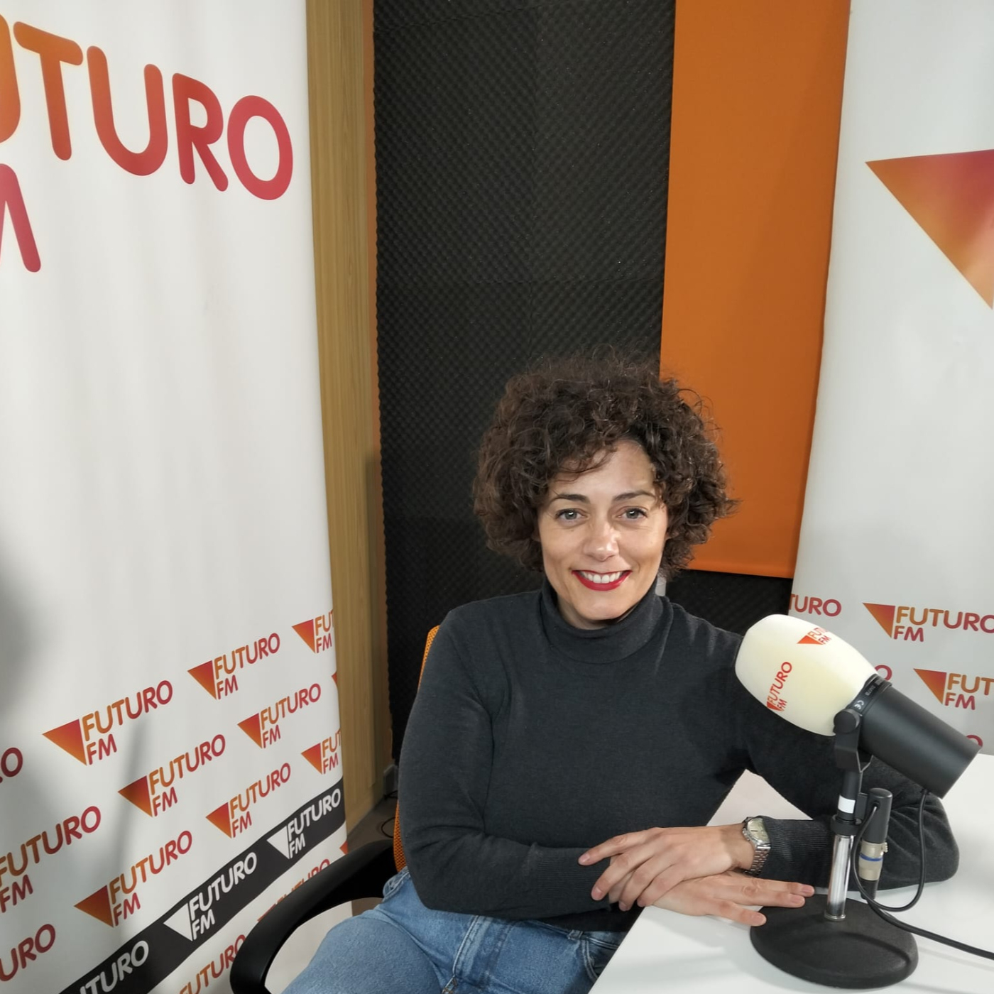 Entrevista con Estela Romeralo, coach de mujeres episode artwork