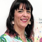 La profesora Marta Zafrilla explica el ciclo Talentos Táder