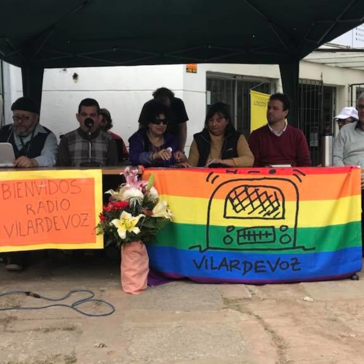 CHALECOS ROTOS- POR UNA NUEVA LEY DE SALUD MENTAL