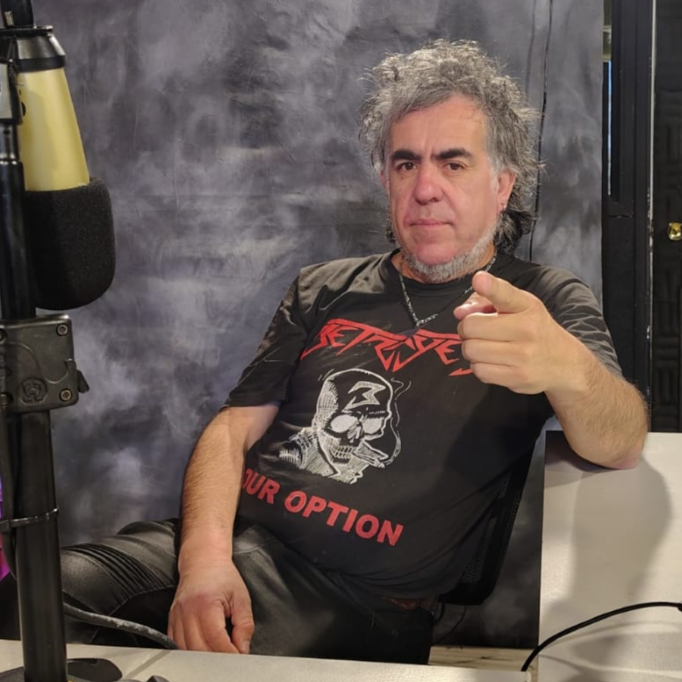 GUITARRISTA NACIONAL “FISH” VUELVE A SUS RAÍCES METALERAS CON UN DISCO AL ESTILO GUITAR HERO episode artwork