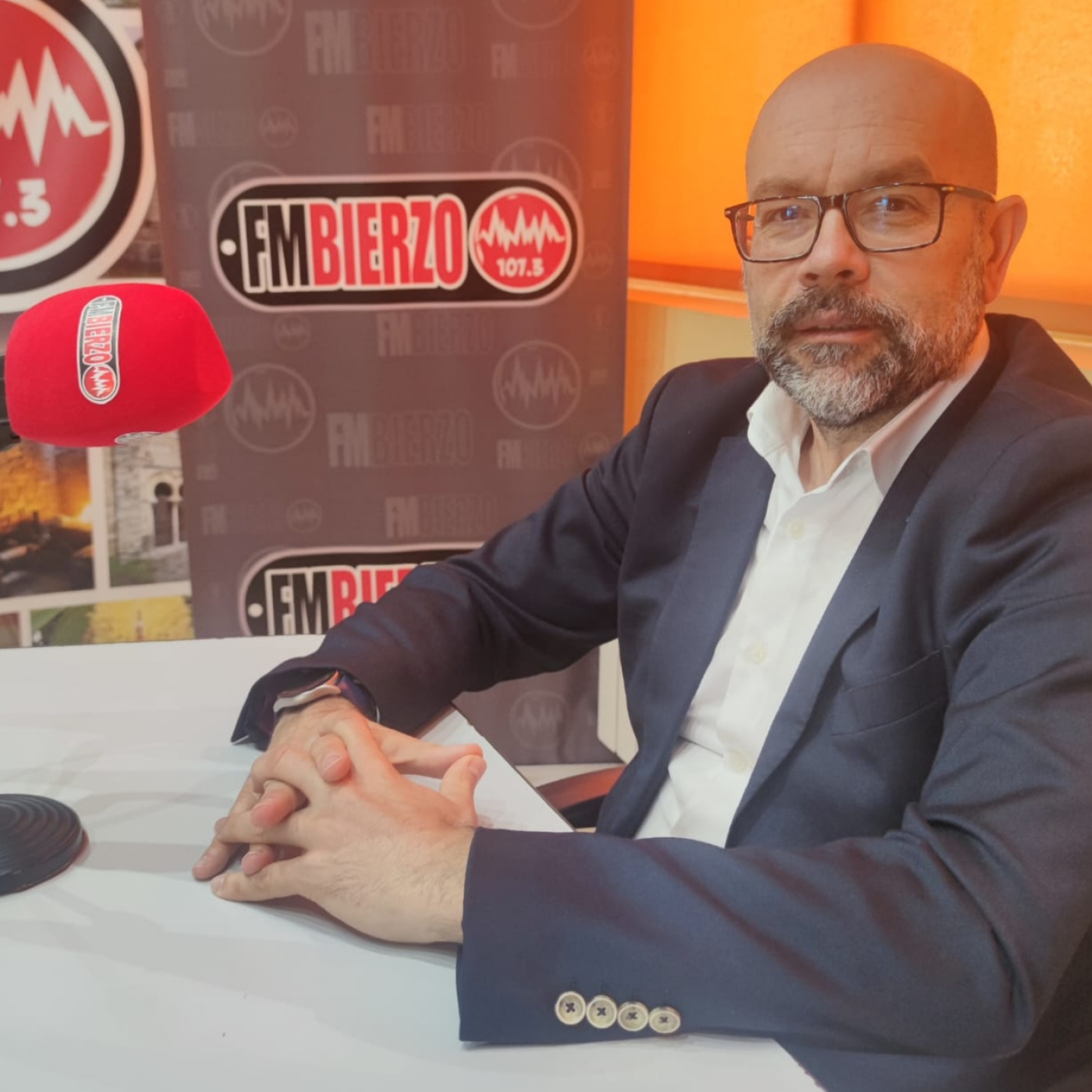 Manuel Álvarez es el director general de la Fundación Santa Bárbara y hablamos del día a día de este centro formativo