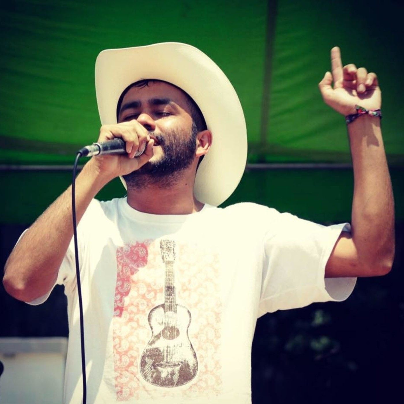 Trovadores y Juglares