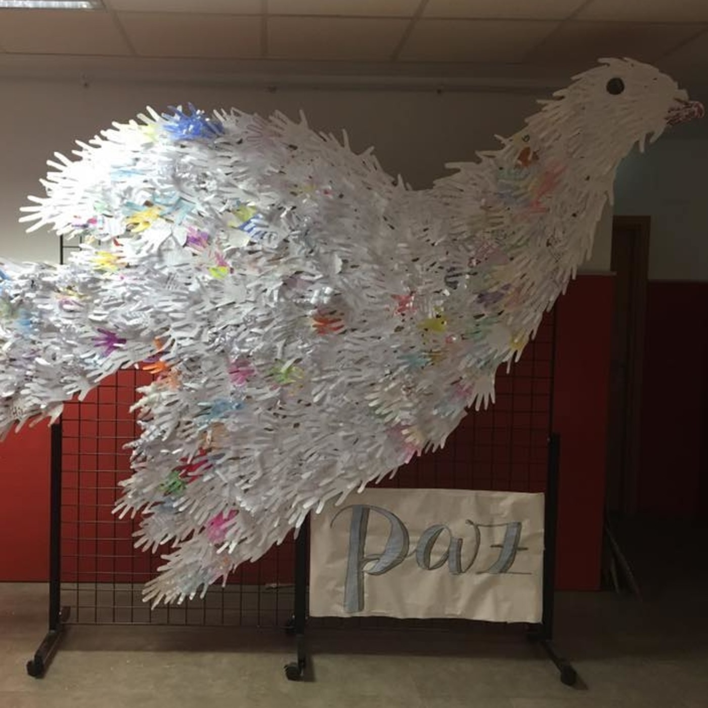 Lena en la onda. T2. Día de la paz