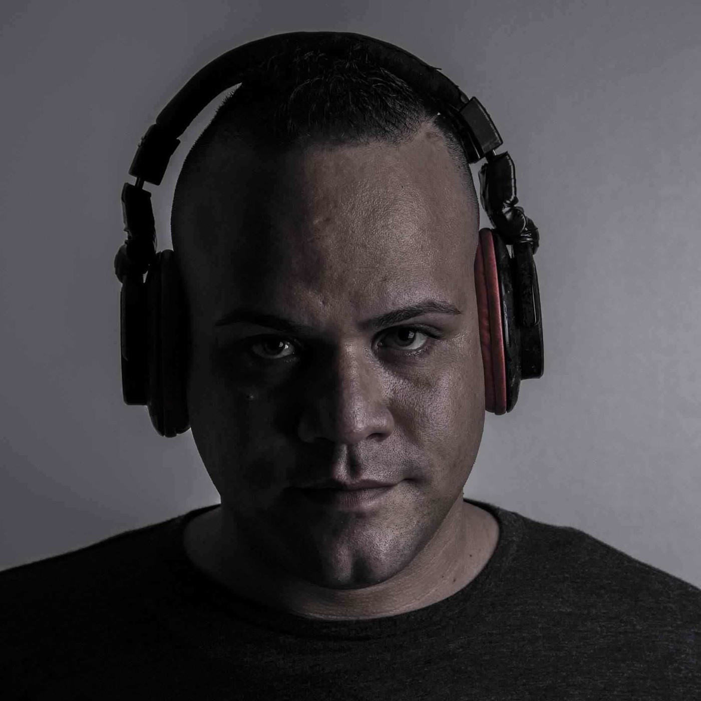 [NEW 04/18/2017] Episode 1 Magdo Mix Show (Mix by Dj Magdiel Vazquez) March 2017 episode artwork