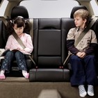 CONSEJOS DE FAMILIA: La seguridad de los hijos en el coche