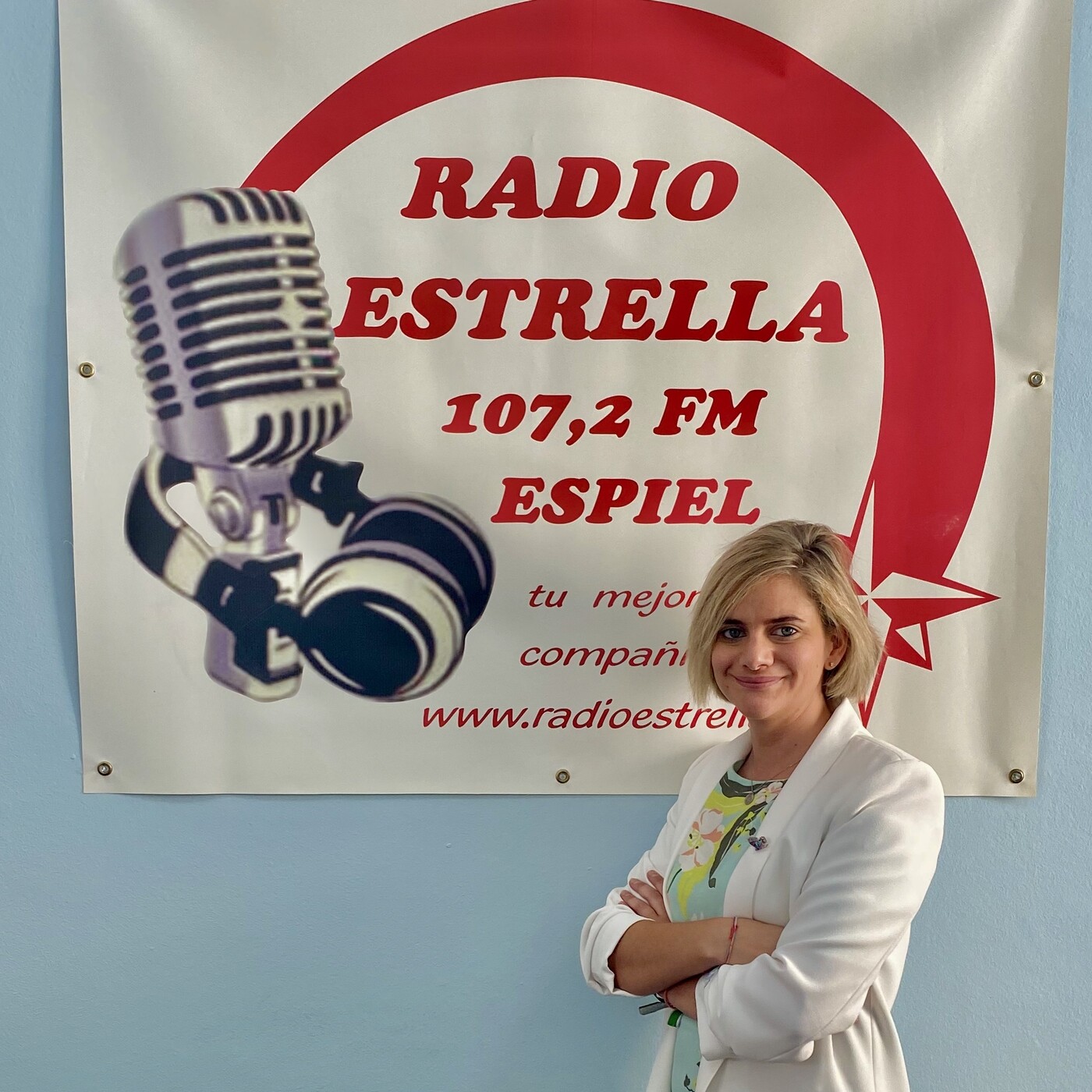 Radio Estrella 107.2 FM)