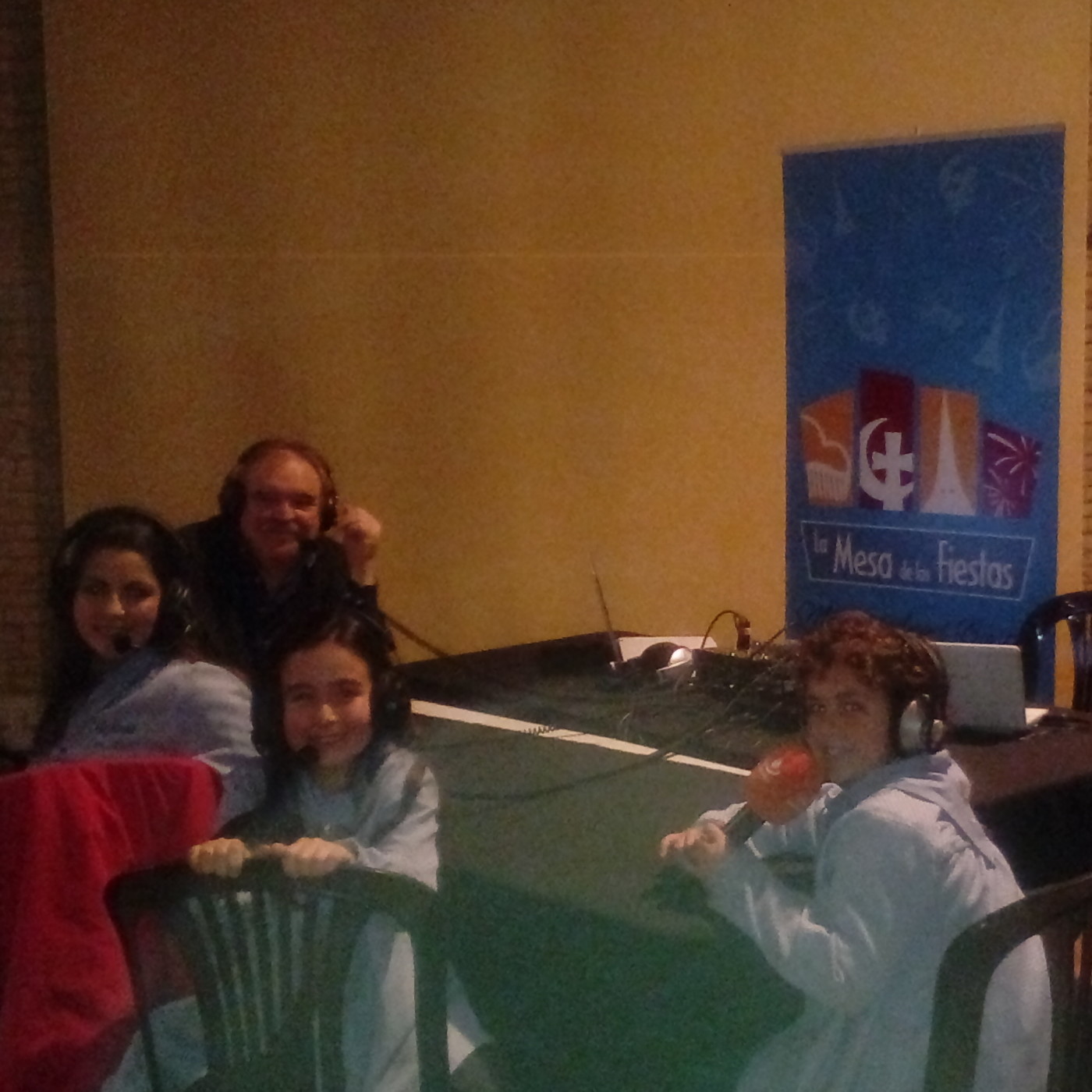 LA MESA DE LAS FIESTAS