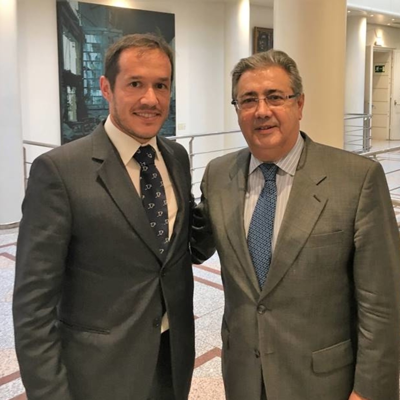 Mariano Hernández traslada al ministro del Interior la preocupación que hay por los robos en las casas de turismo rural episode artwork