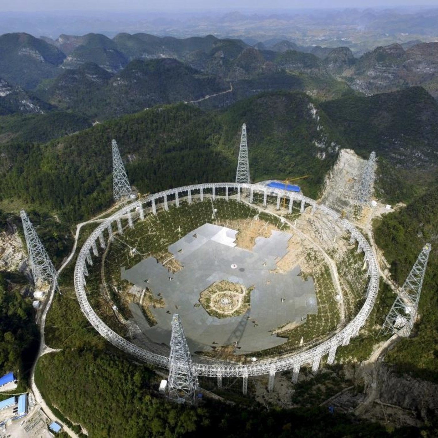 Cosmos, Mundos Posibles: 7- A la Búsqueda de Vida Inteligente en la Tierra #podcast #documental #ciencia #astronomia episode artwork