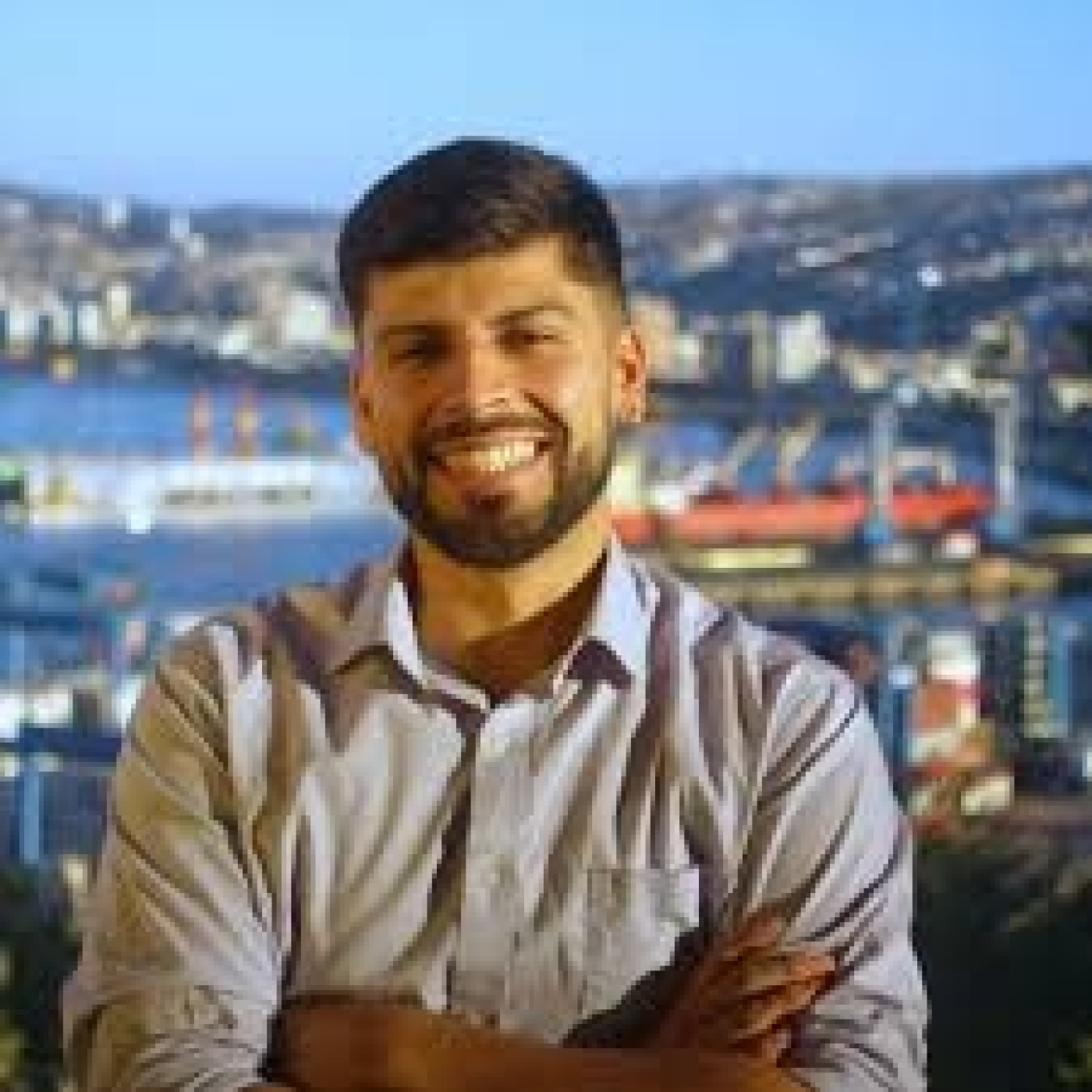 CONCEJAL LUKAS CÁCERES ABORDA CRISIS EN INFRAESTRUCTURA DE SALUD EN VALPARAÍSO episode artwork