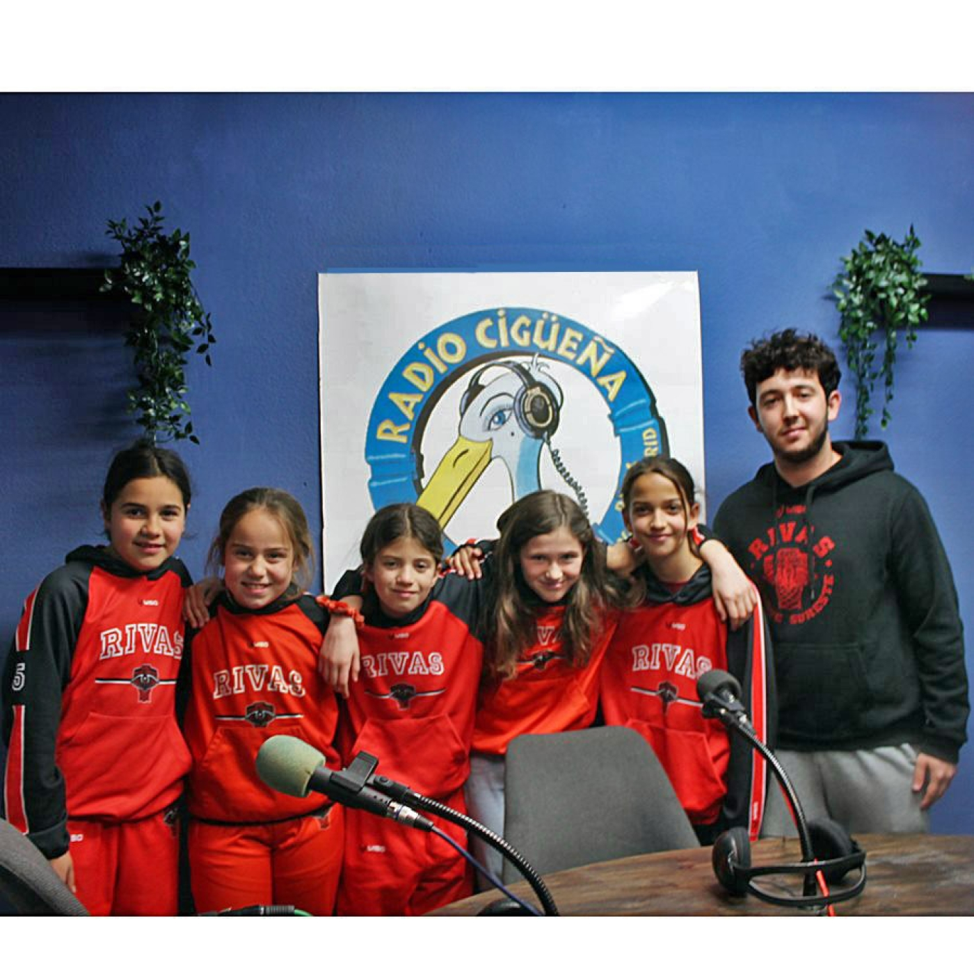 31-01-23 Entrevista a jugadoras y entrenador del equipo de baloncesto benjamín segundo año. episode artwork
