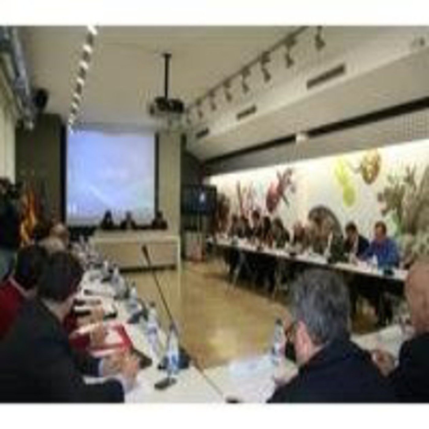 El Observatorio del Comercio acuerda un calendario provisional con diez festivos habilitados para el comercio en 2013