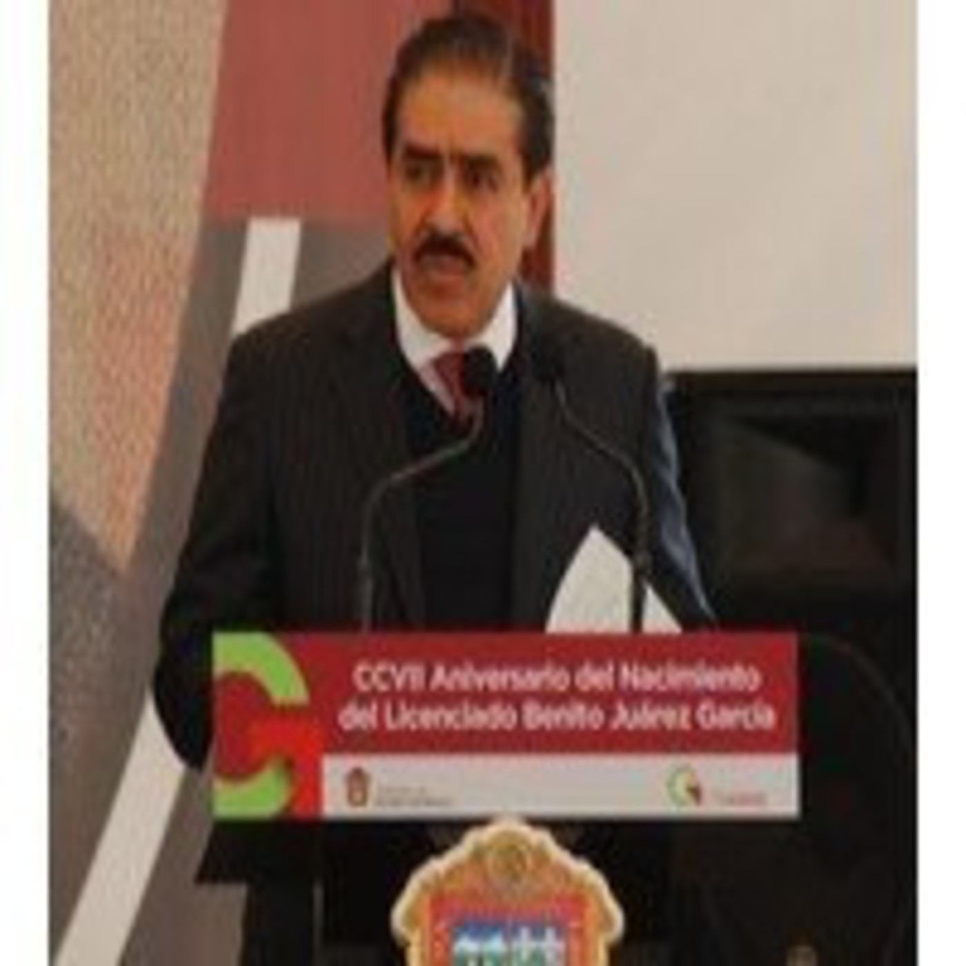 Mtro. Apolinar Mena Vargas 'AUTOPISTA SIERVO DE LA NACIÓN', con Nino Canún.