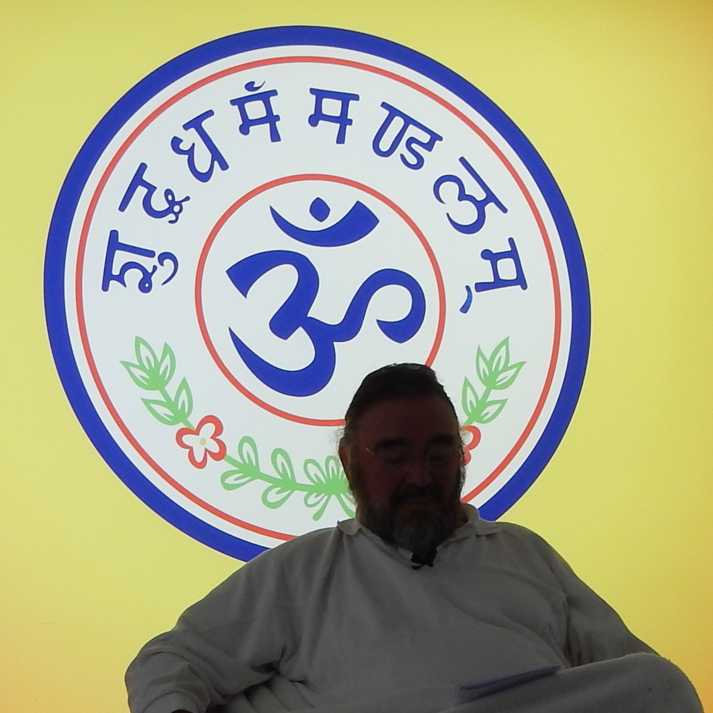 Conferencias de YOGA