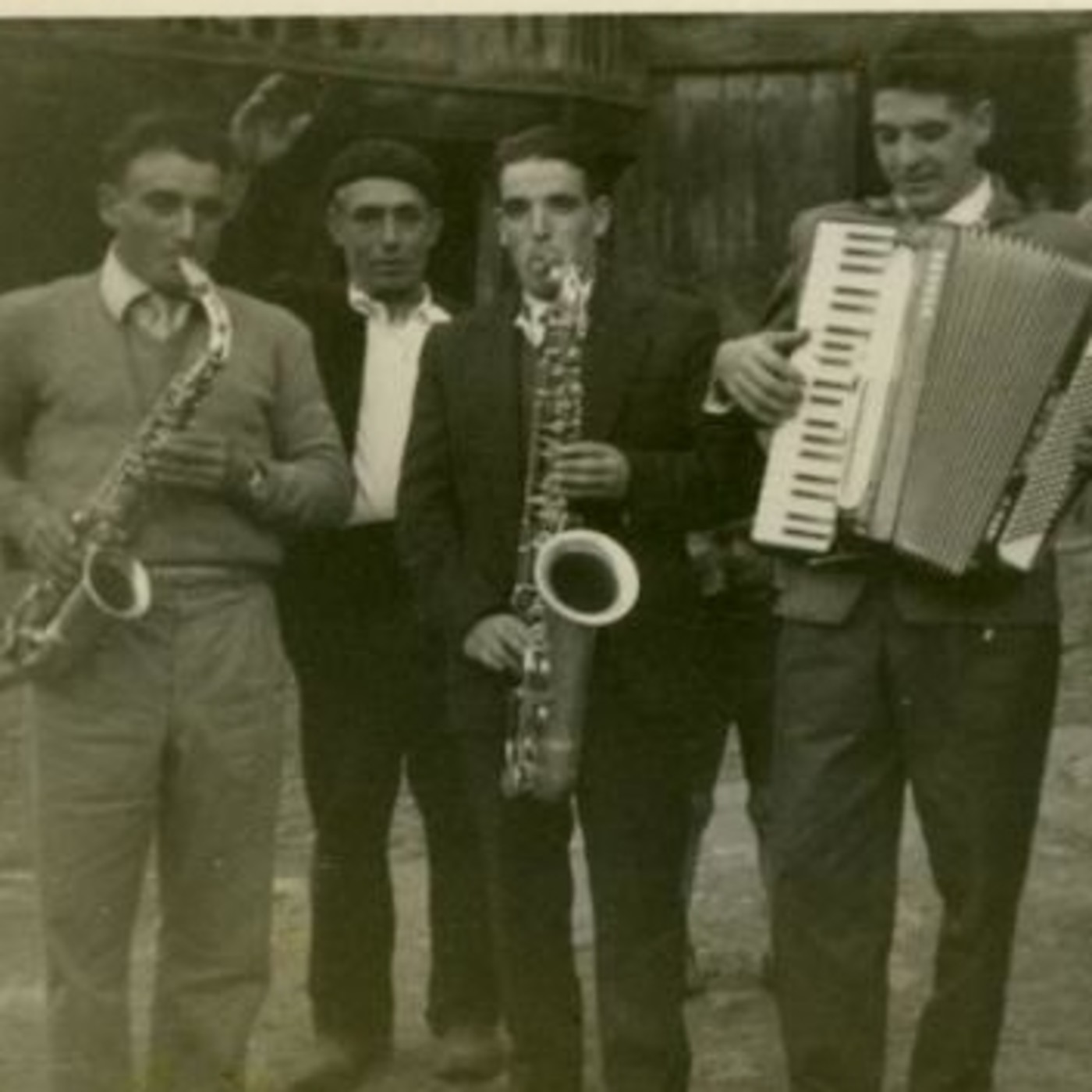 Divulgando Música Tradicional en FM Bierzo