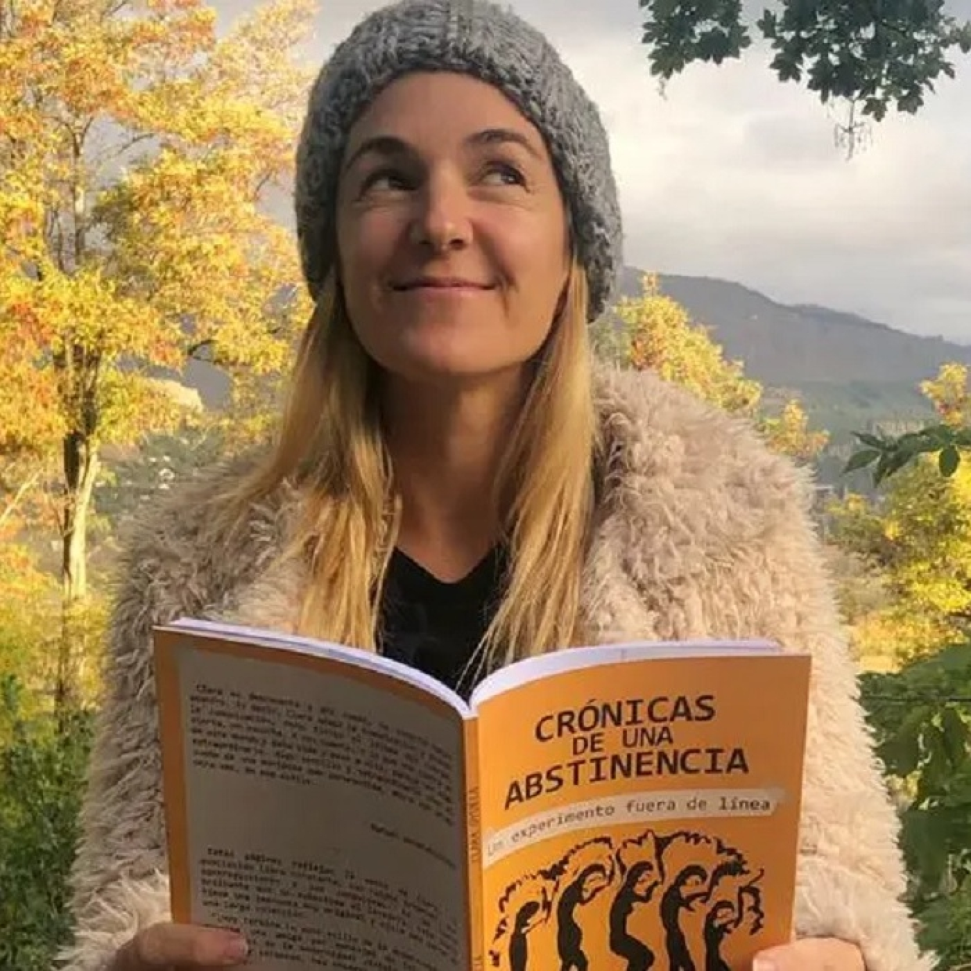 Clara Oyuela (Psicóloga, Autora de "Cronicas de una Abstinencia") Hora 15 @Hora15ECO
