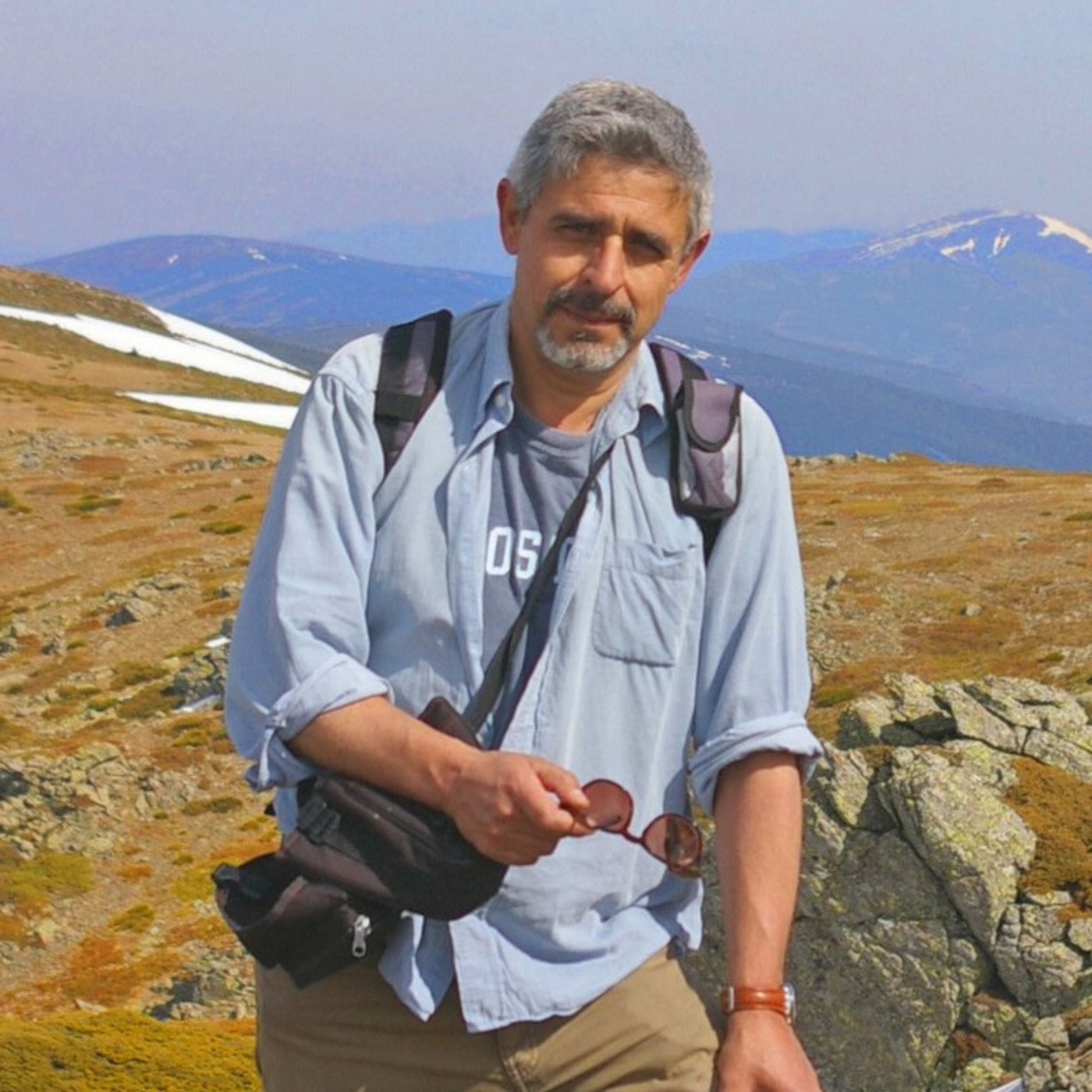 JULIO VÍAS, en vísperas del AURRULAQUE episode artwork