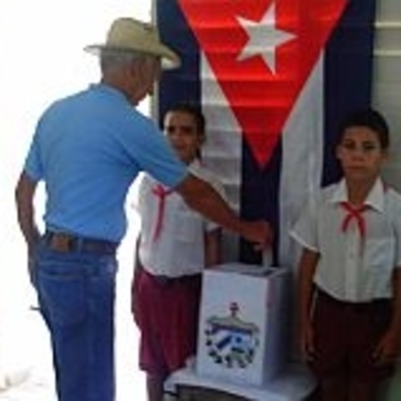 Cuba en elecciones: El pueblo calixteño ejerce su derecho al voto (En Audio) episode artwork