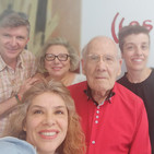 Dame esos 5, concurso familiar de Hipermueble con Clara Valverde y Jose Fernandez Pte. Hermandad Nal Monárquica