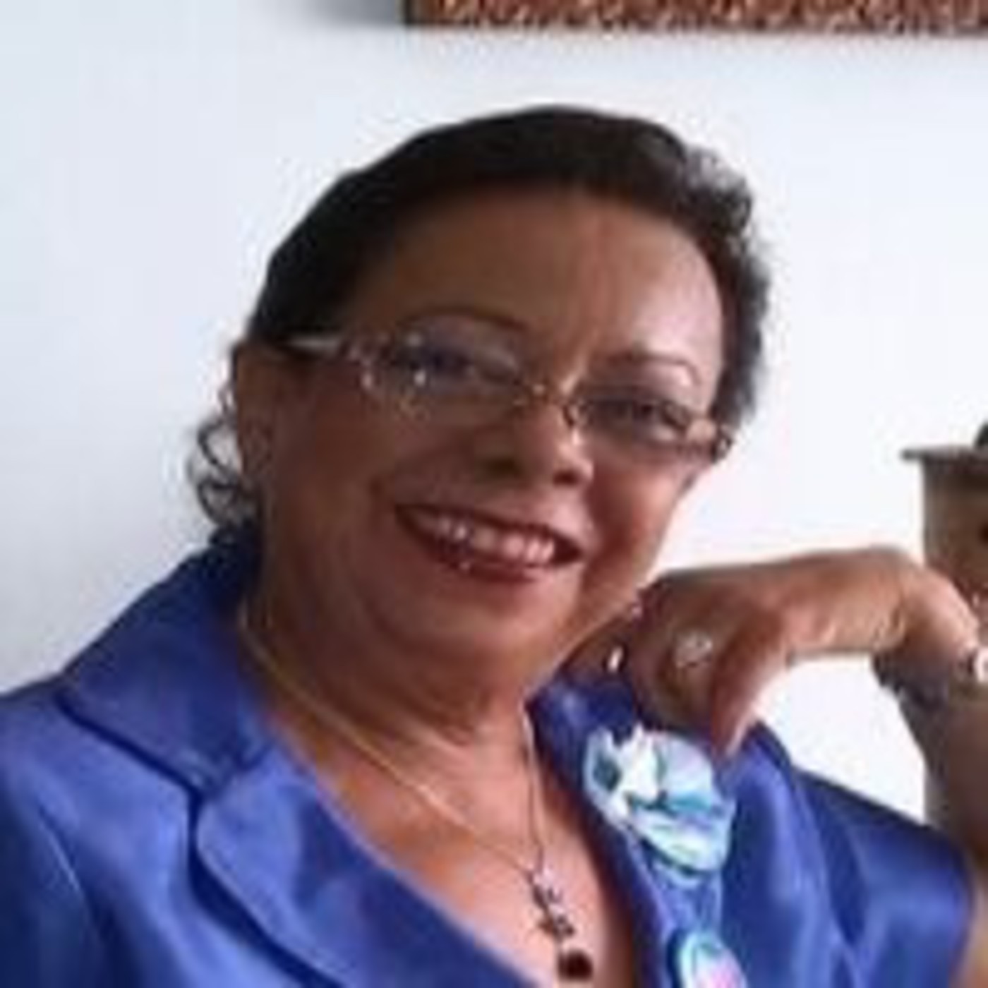 Carmen Cardona - FunciOn Espiritual del Dolor Carmen Cardona - FunciOn Espiritual del Dolor