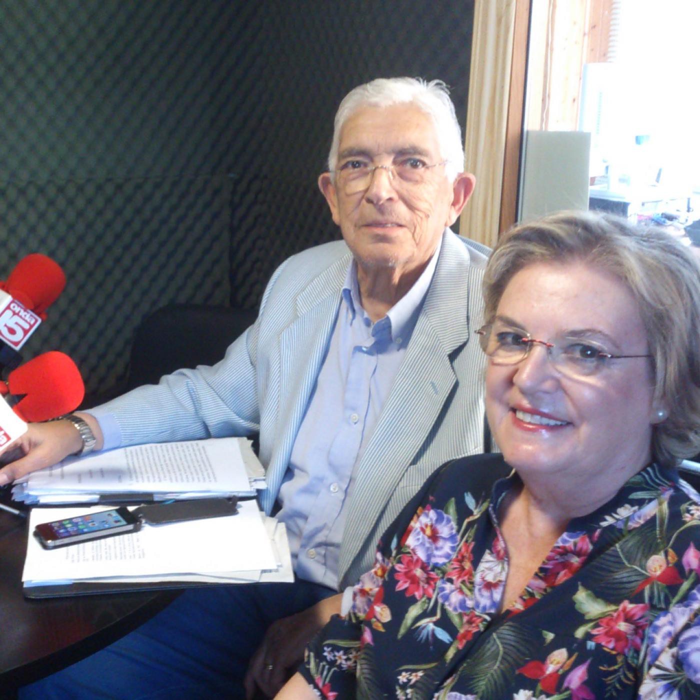 HABLEMOS DE ECONOMÍA CON ECONOMISTAS