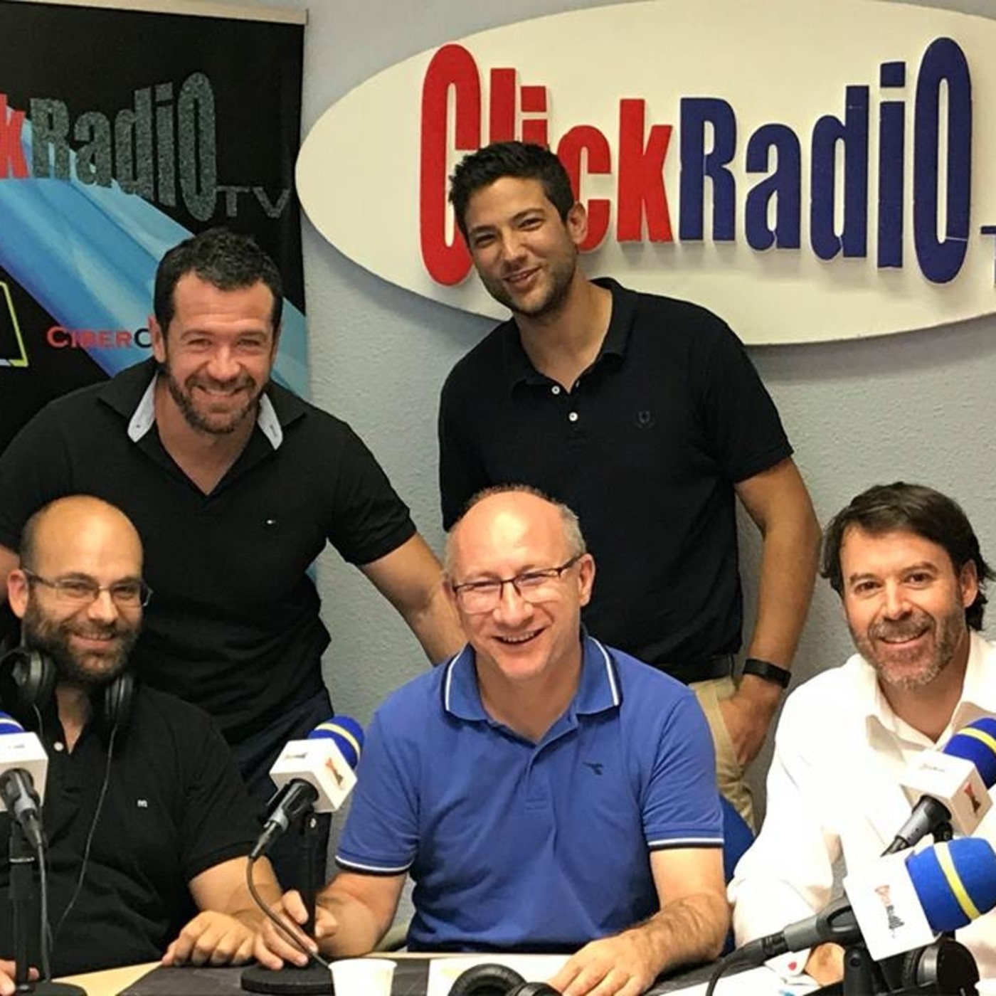 t1x03 Invitado: IE, Tomás Lara