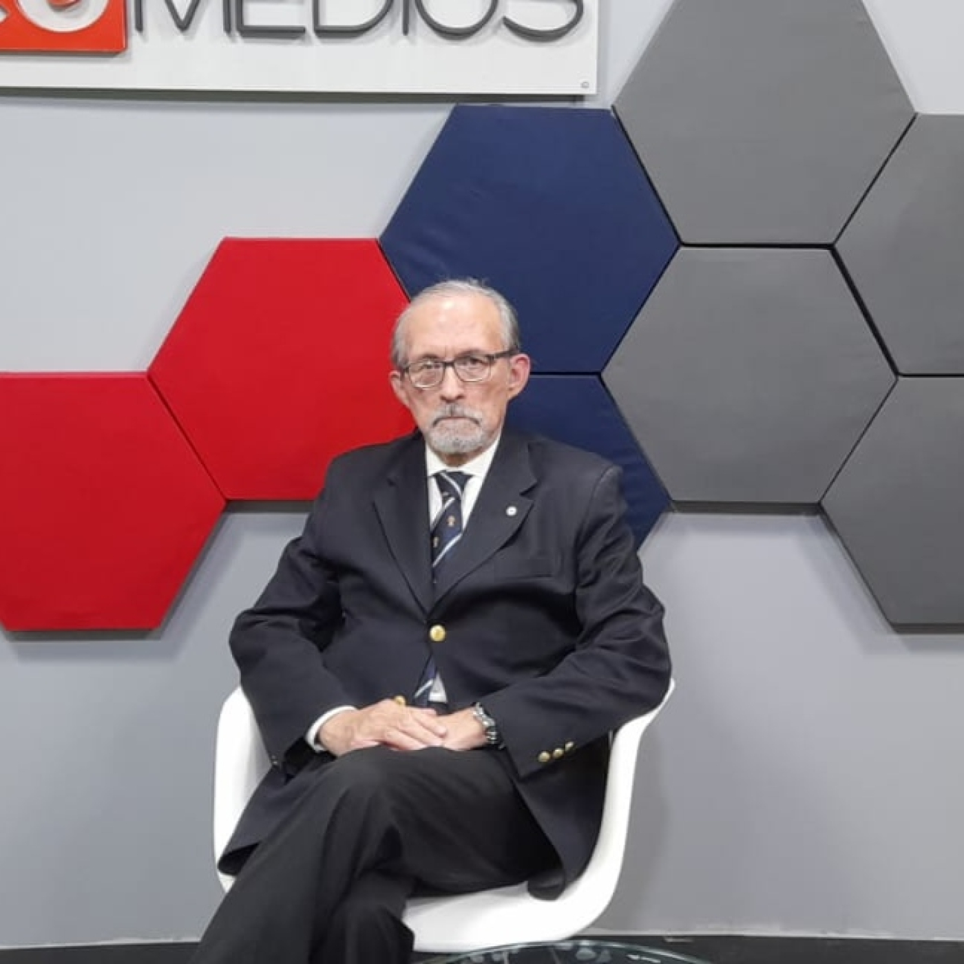 LA BISAGRA con Mario Nacinovich 19-1-2026