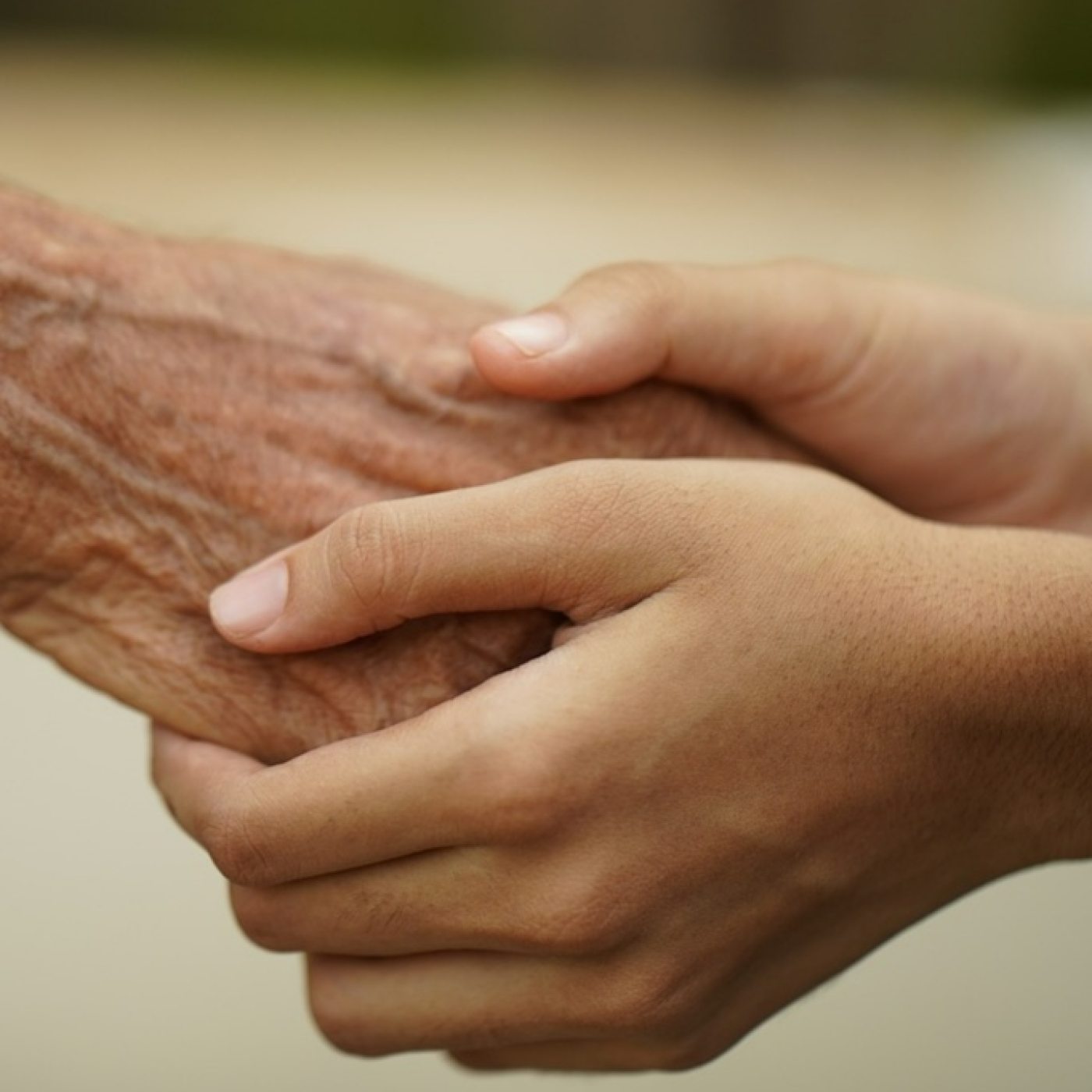Día Mundial de Alzheimer. Tratamientos psicológicos y neuropsicológicos para calidad de vida de enfermos/as y familiares