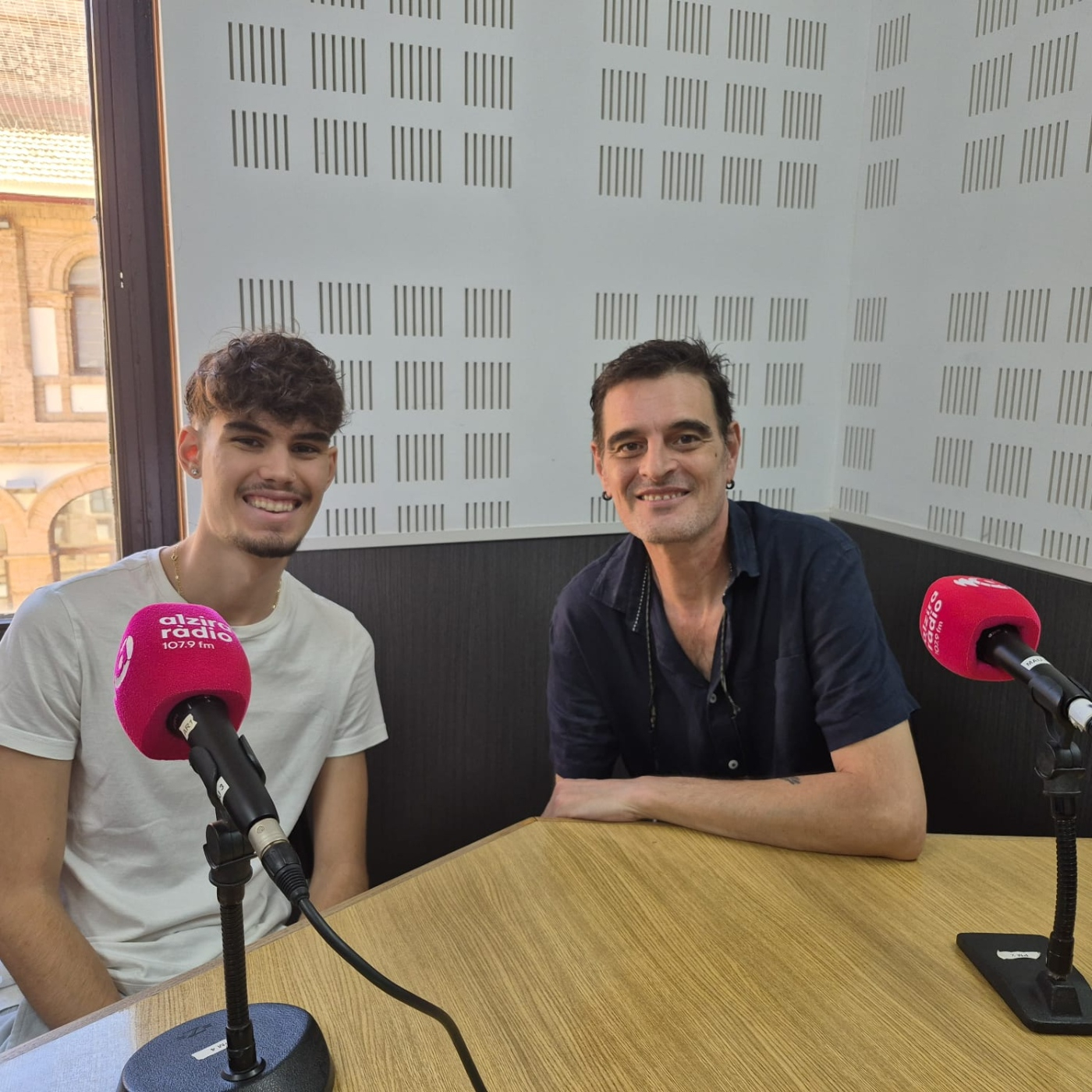 ENTREVISTA MIQUEL (KELZ) i DAVID ALBELDA, MÚSICS ALZIRENYS episode artwork