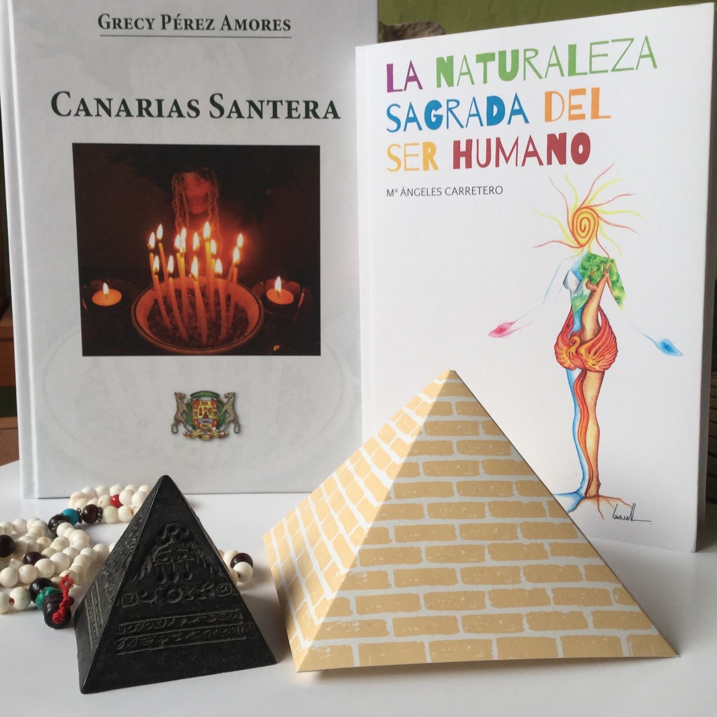 [20170929] CSB [9x03] Santería en Canarias-Poder de las Pirámides-Antón Rebollido-Cuencos Tibetanos-Mantra episode artwork