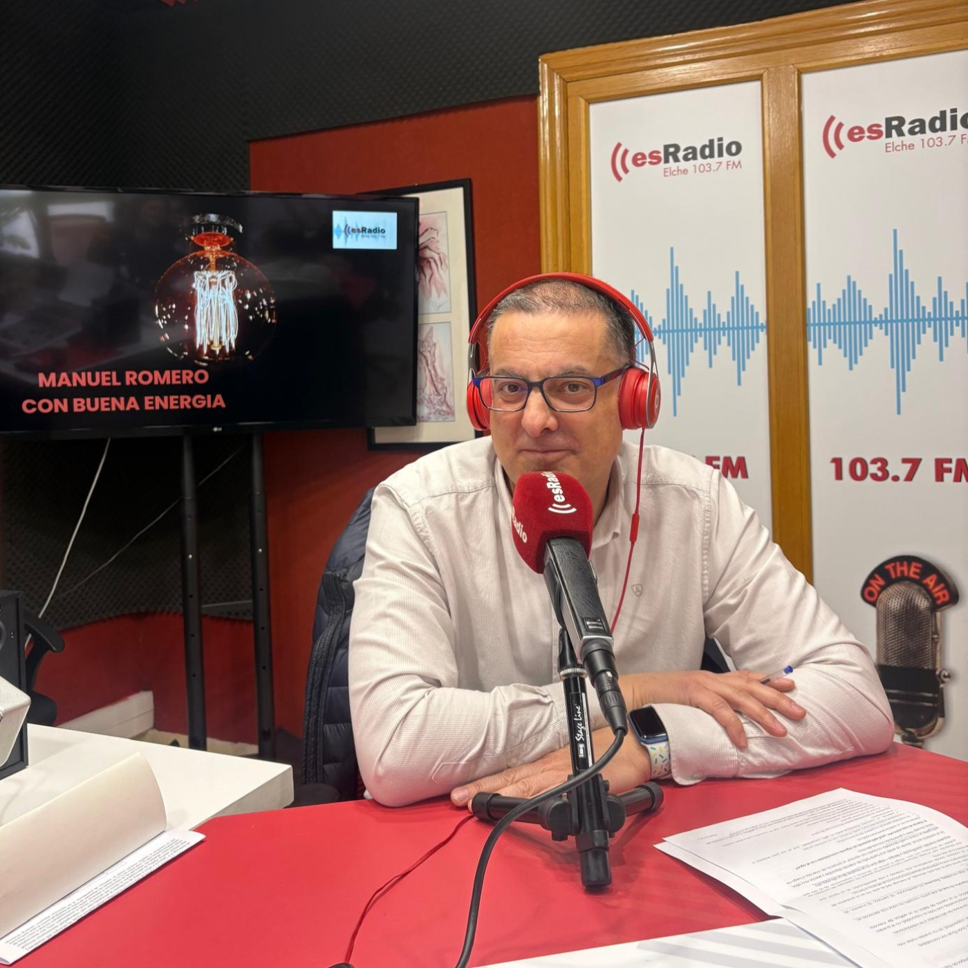 "Debemos revisar la duplicidad de los contadores vecinales para ahorrar el consumo de agua de la comunidad de vecinos". episode artwork